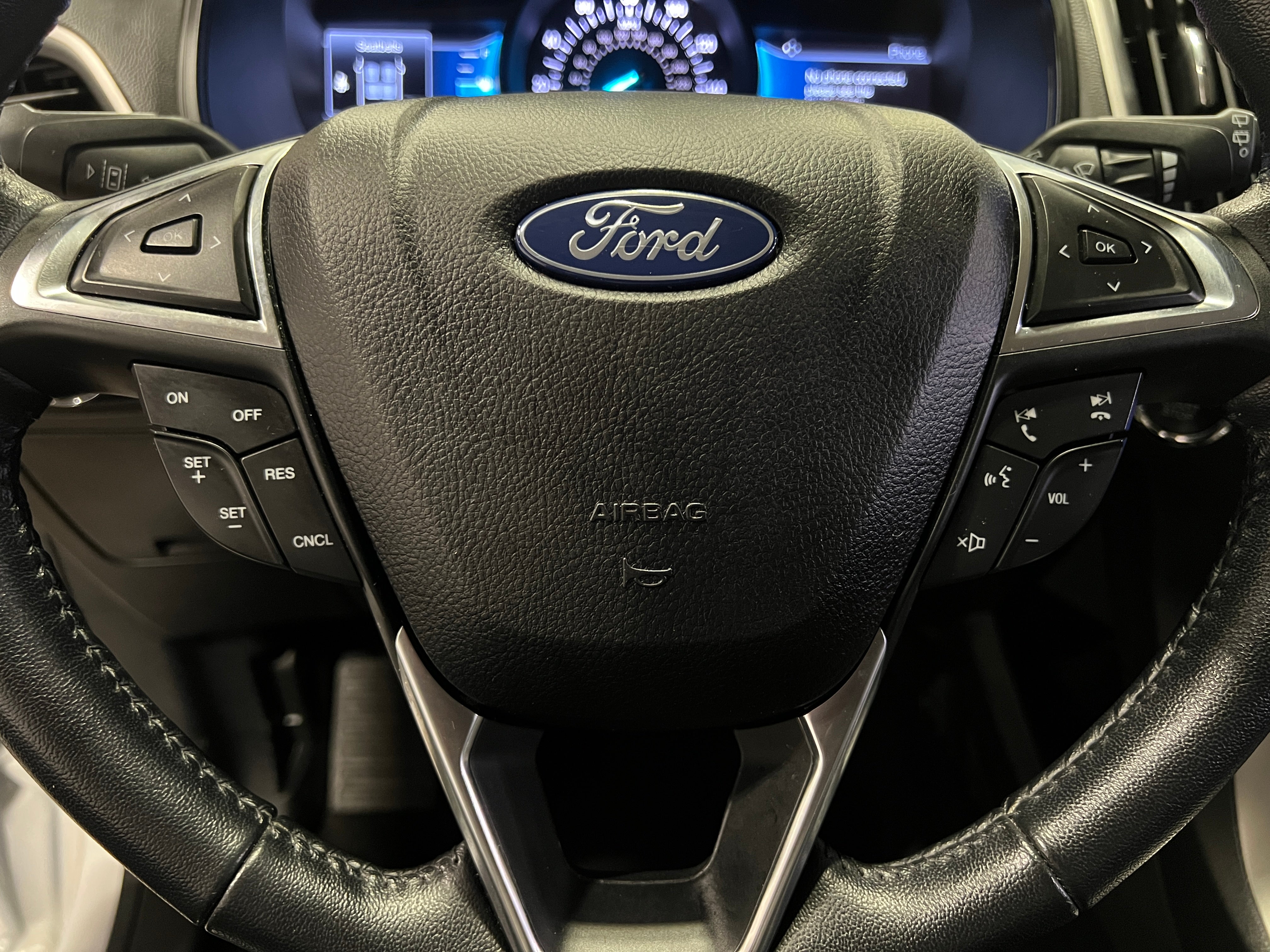 2023 Ford Edge SEL 4