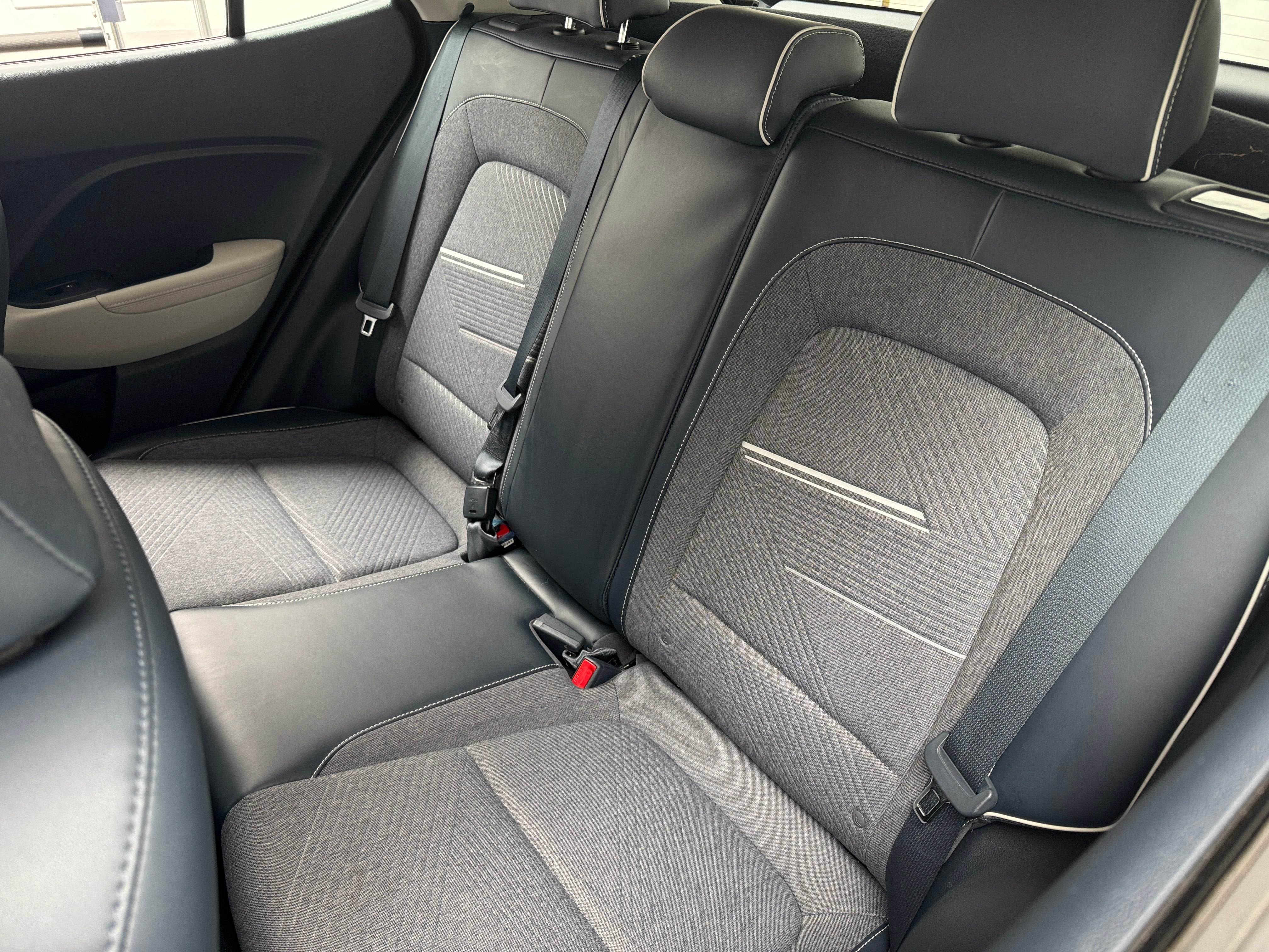 2023 Hyundai Venue Limited 6