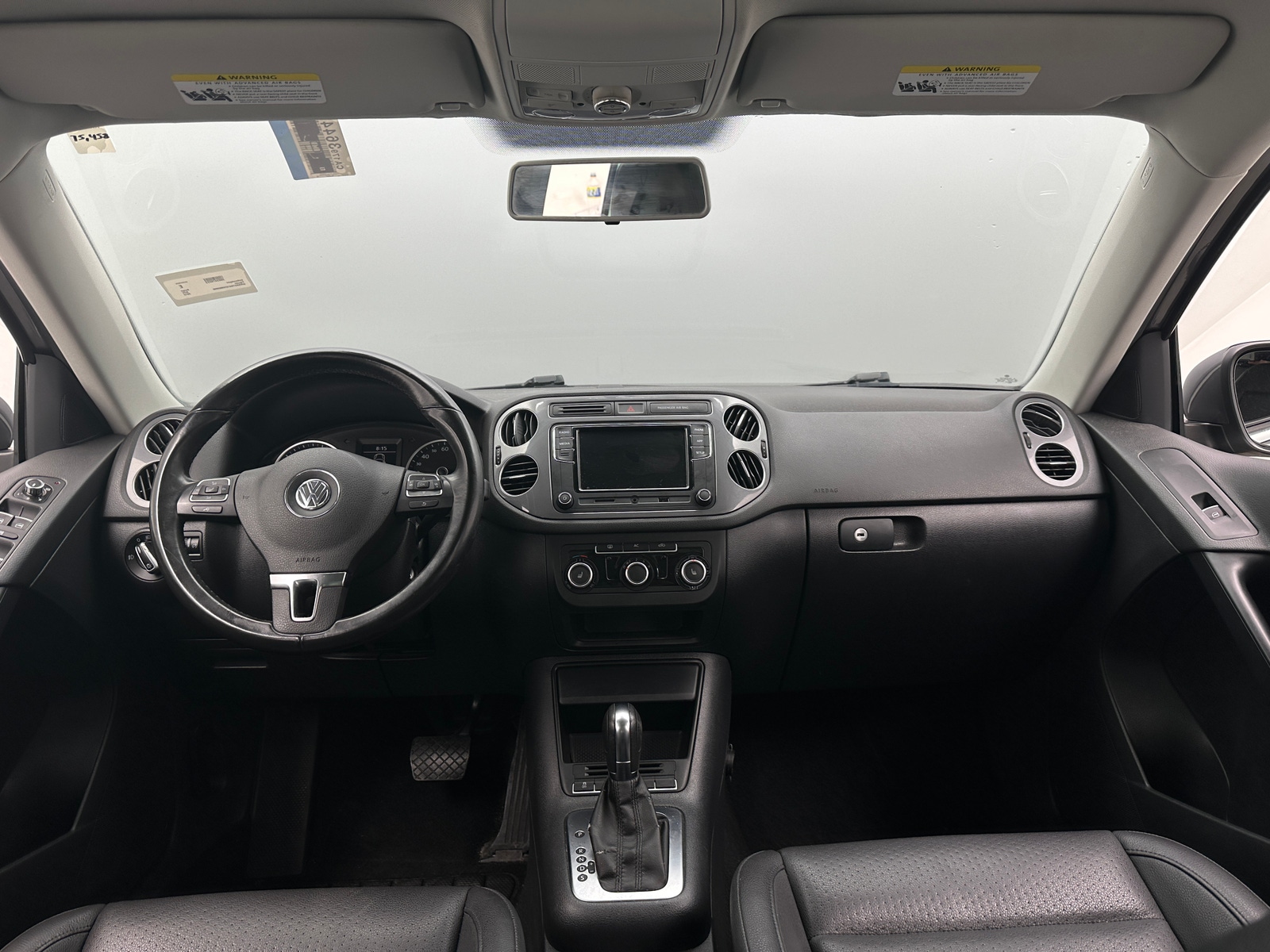 Thumbnail: 2012 Volkswagen Tiguan - 3
