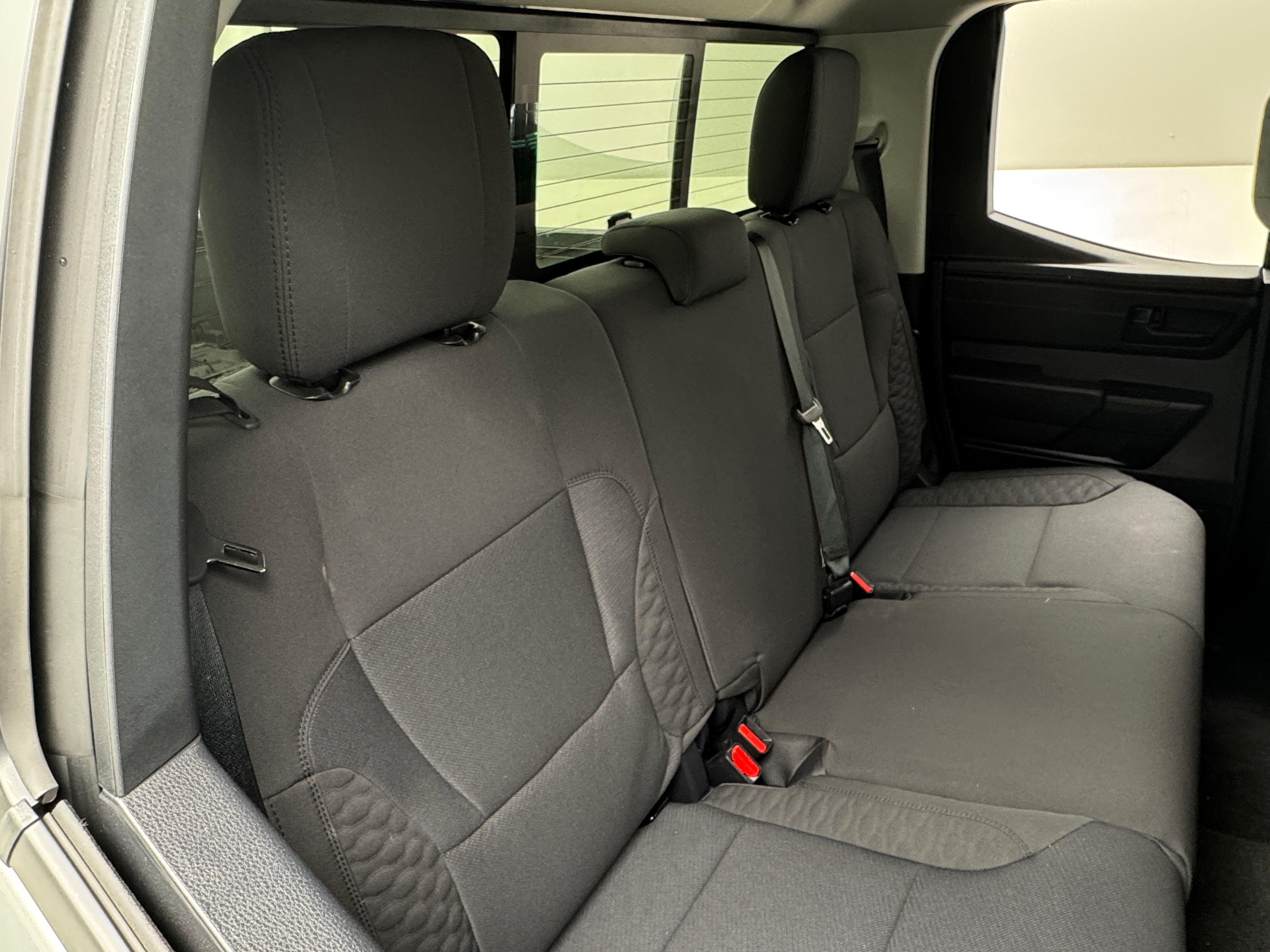 2023 Toyota Tundra SR 6