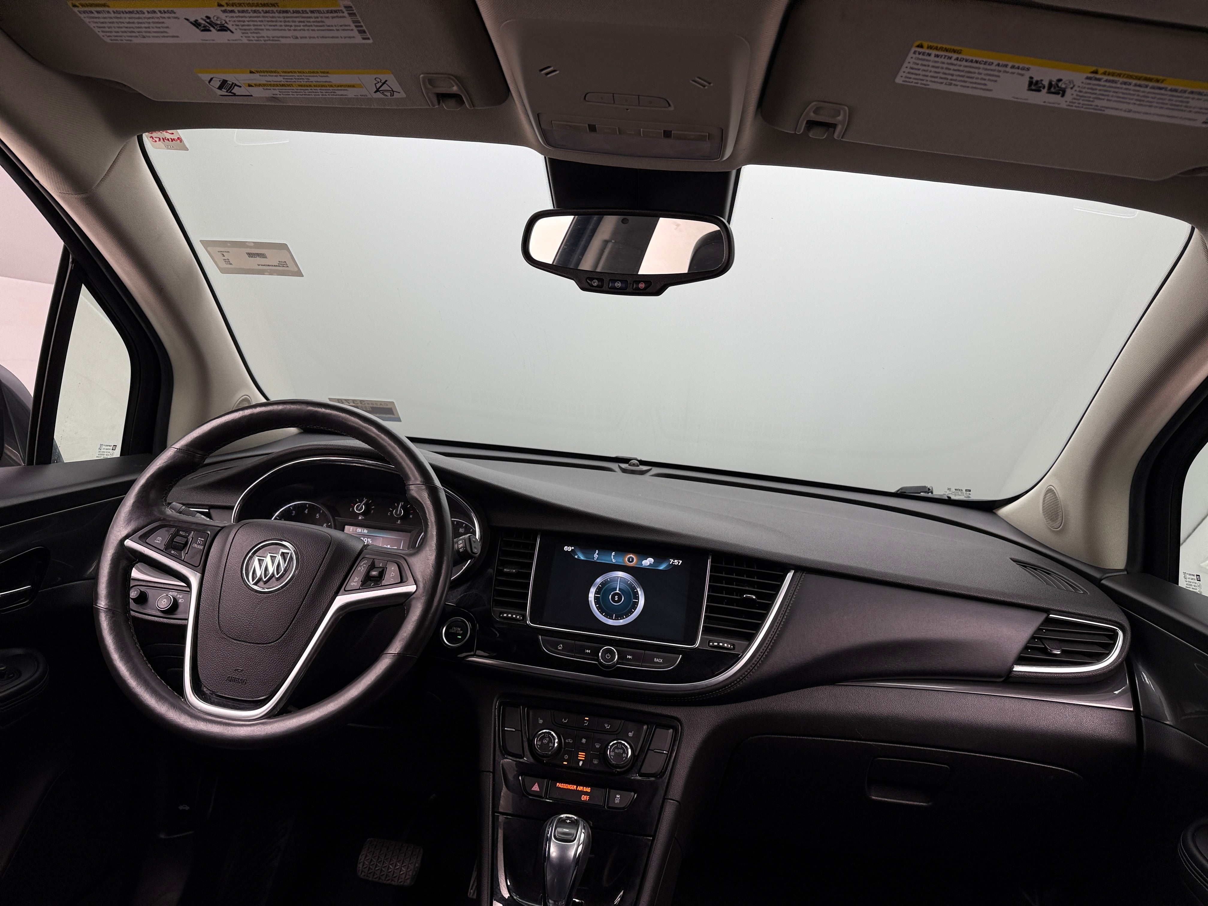 2017 Buick Encore Essence 2