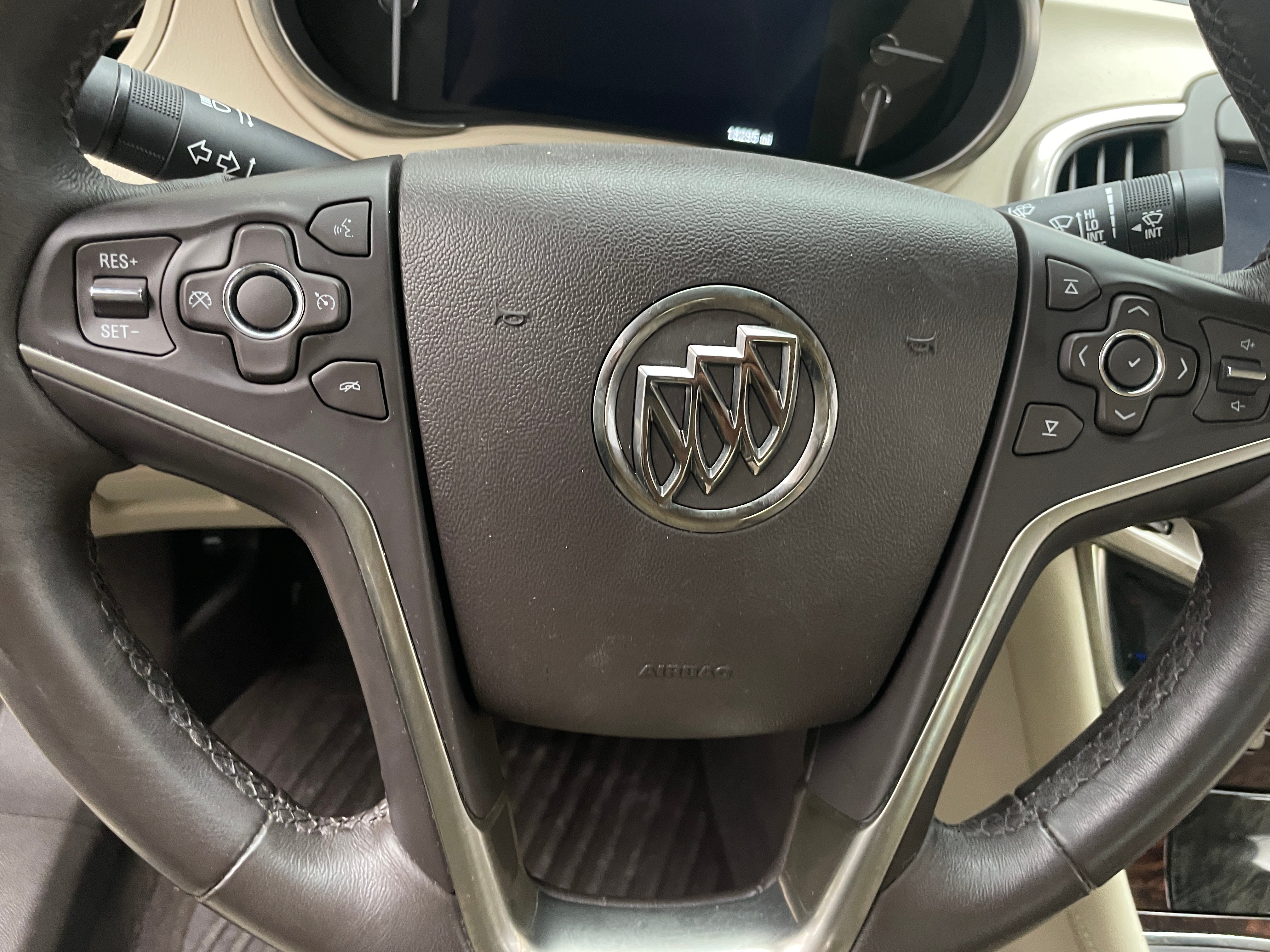 2015 Buick LaCrosse Leather Group 4