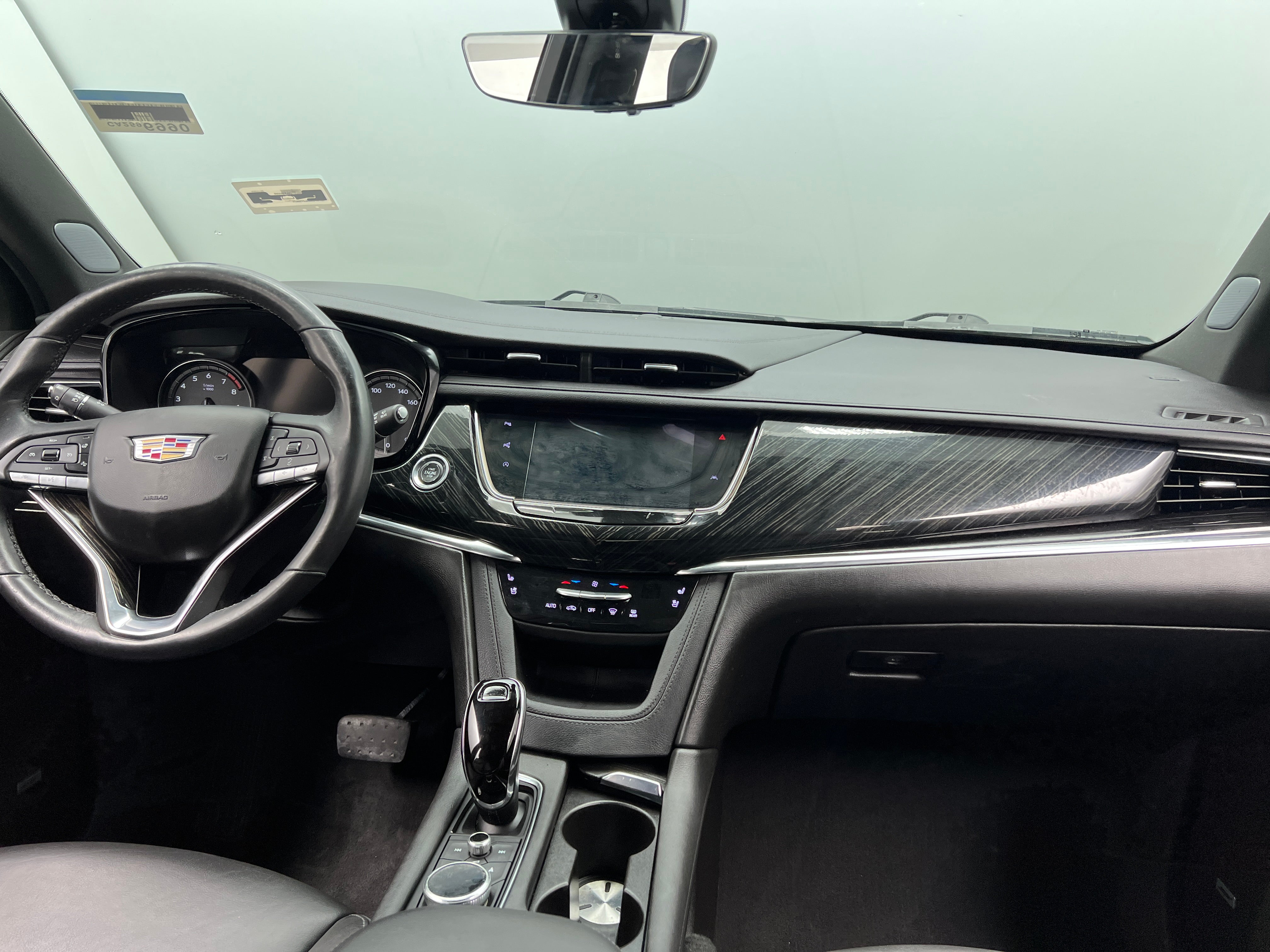 2020 Cadillac XT6 Premium Luxury 2