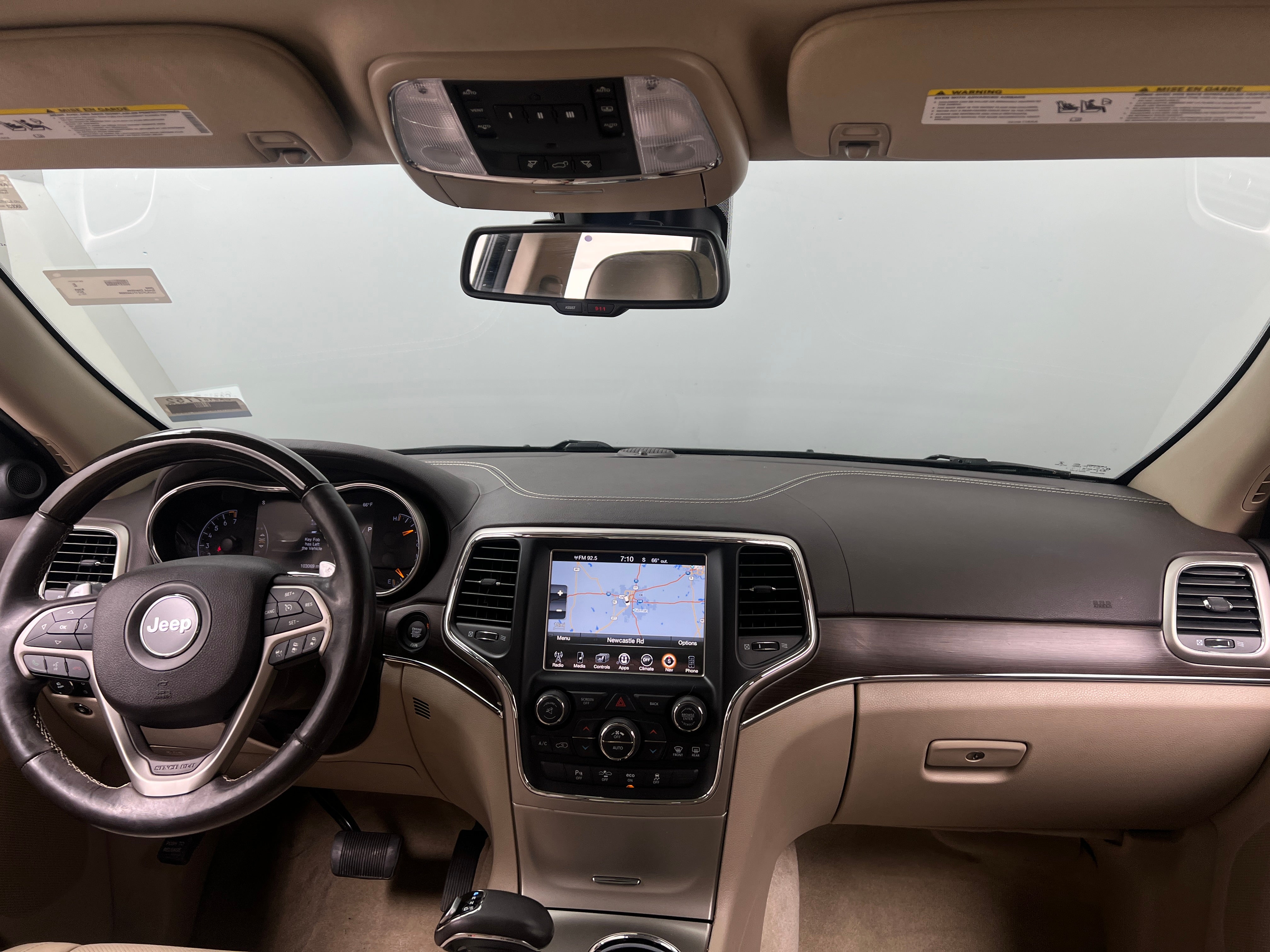 2015 Jeep Grand Cherokee Overland 2