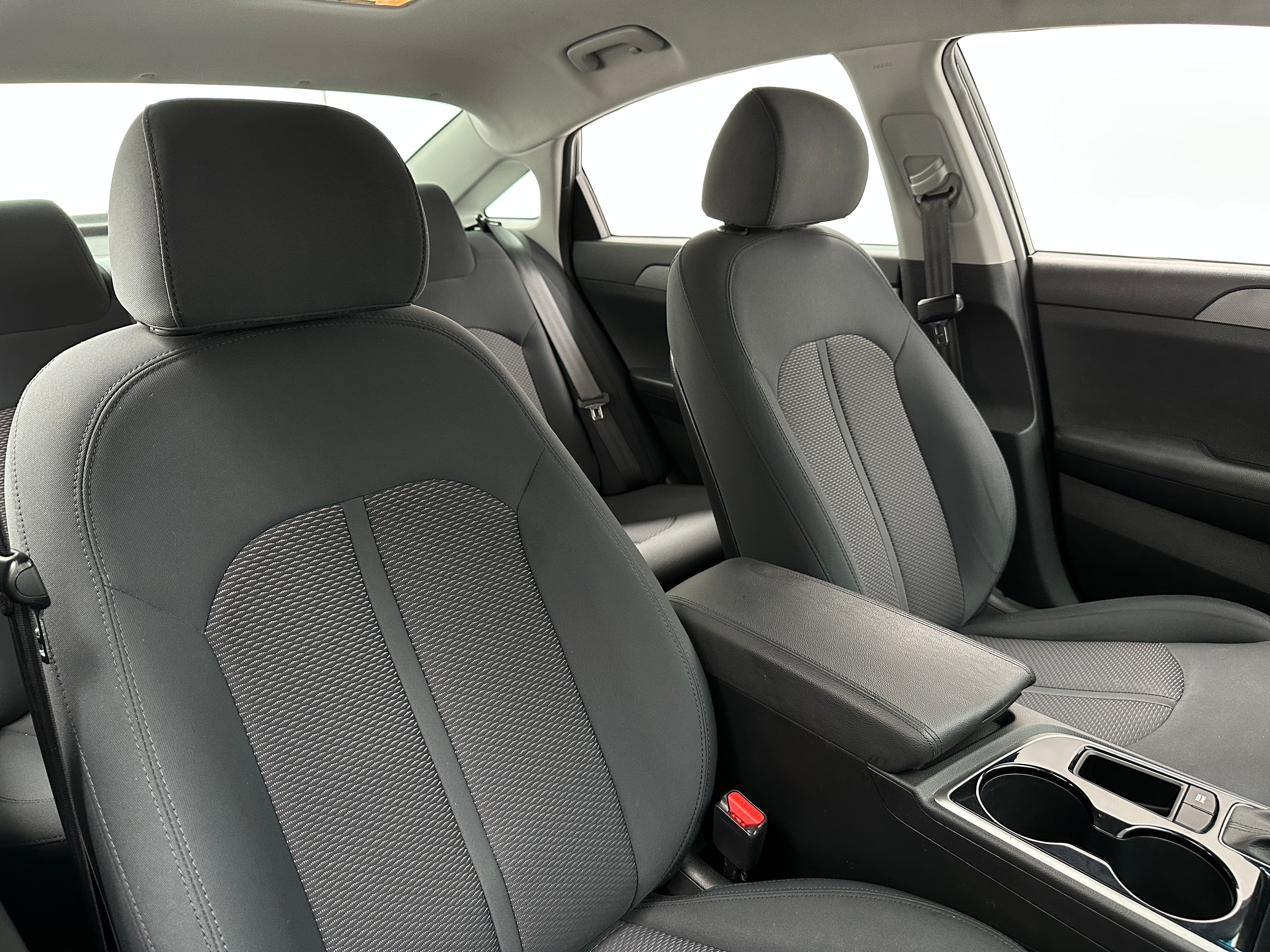 2019 Hyundai Sonata SE 2
