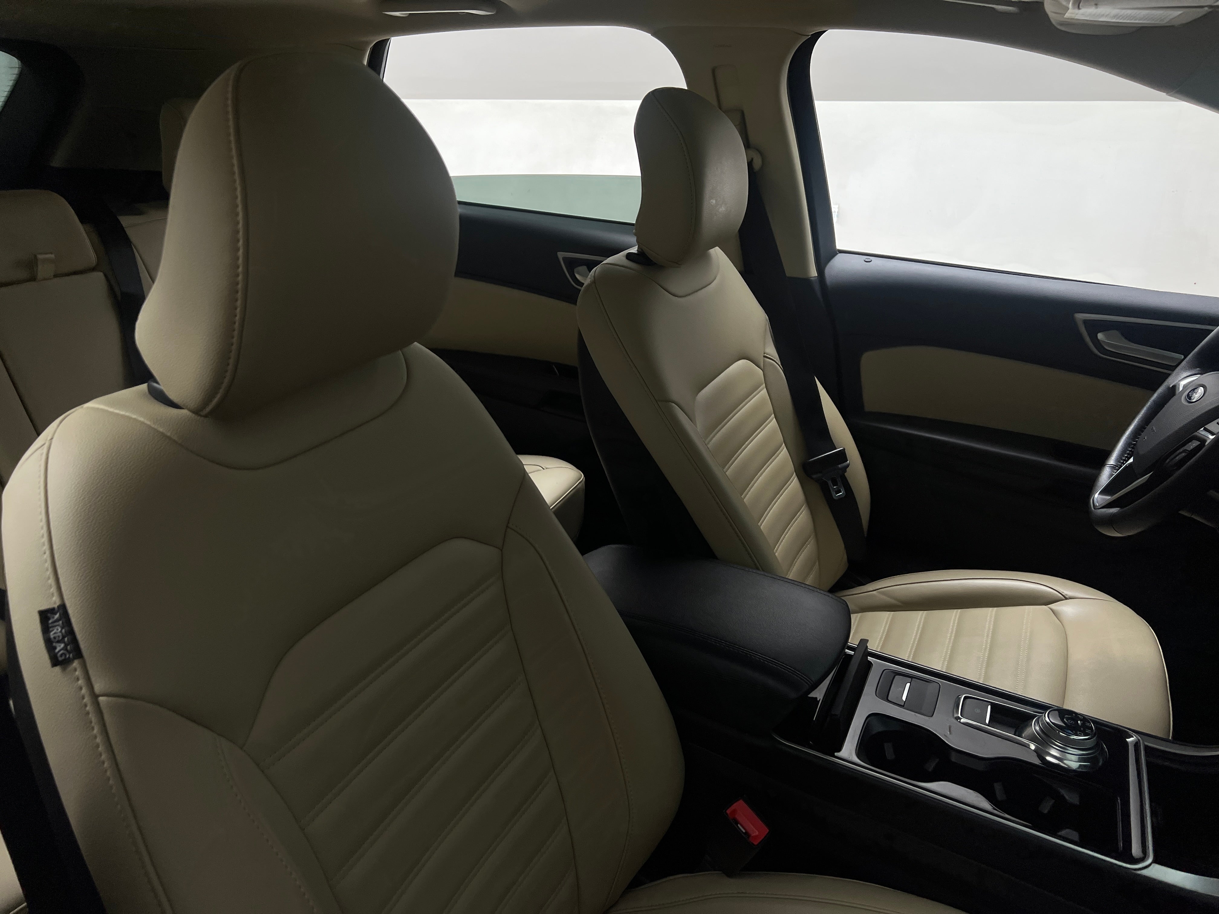2019 Ford Edge SEL 2