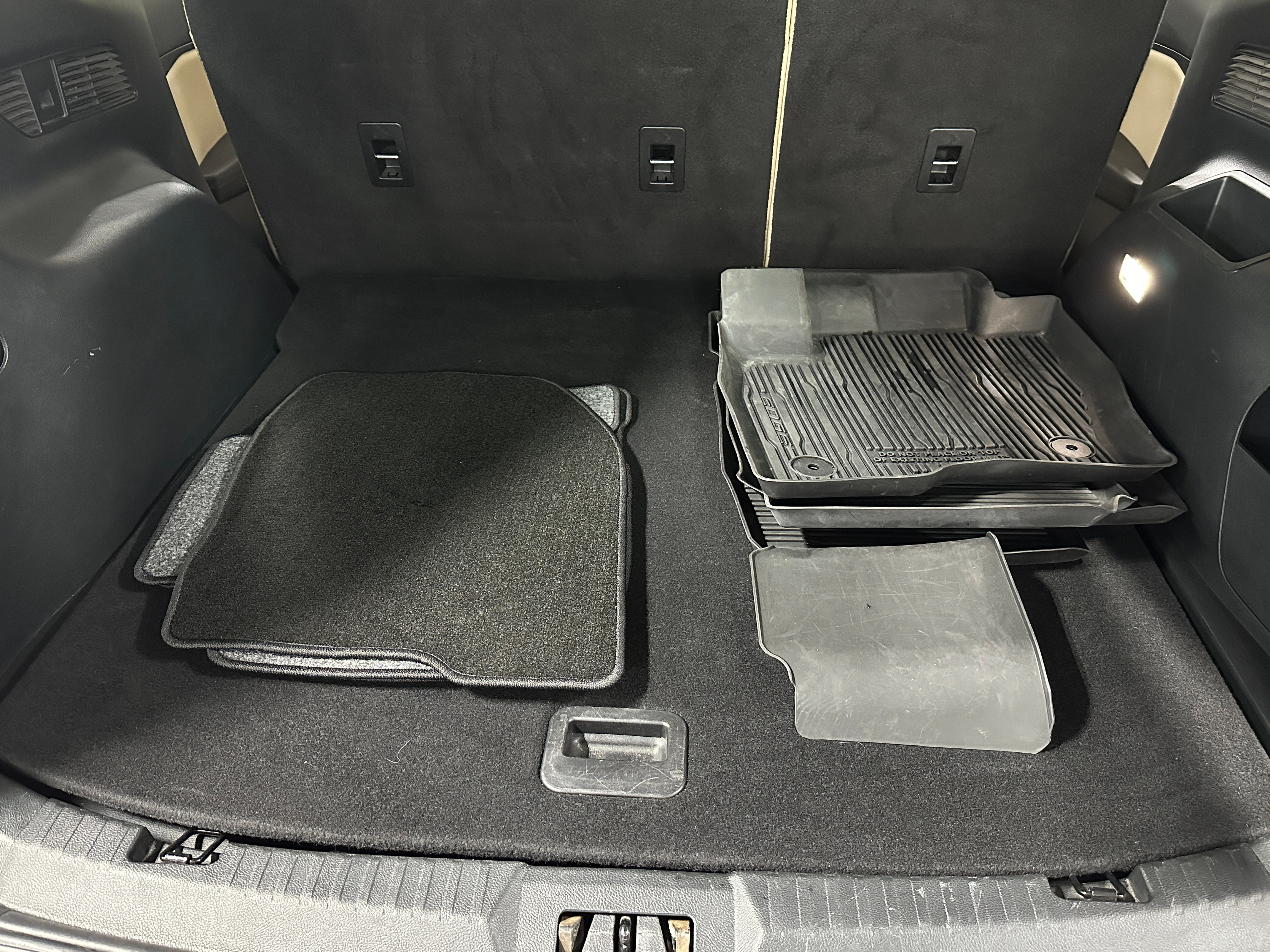 2019 Ford Edge SEL 7