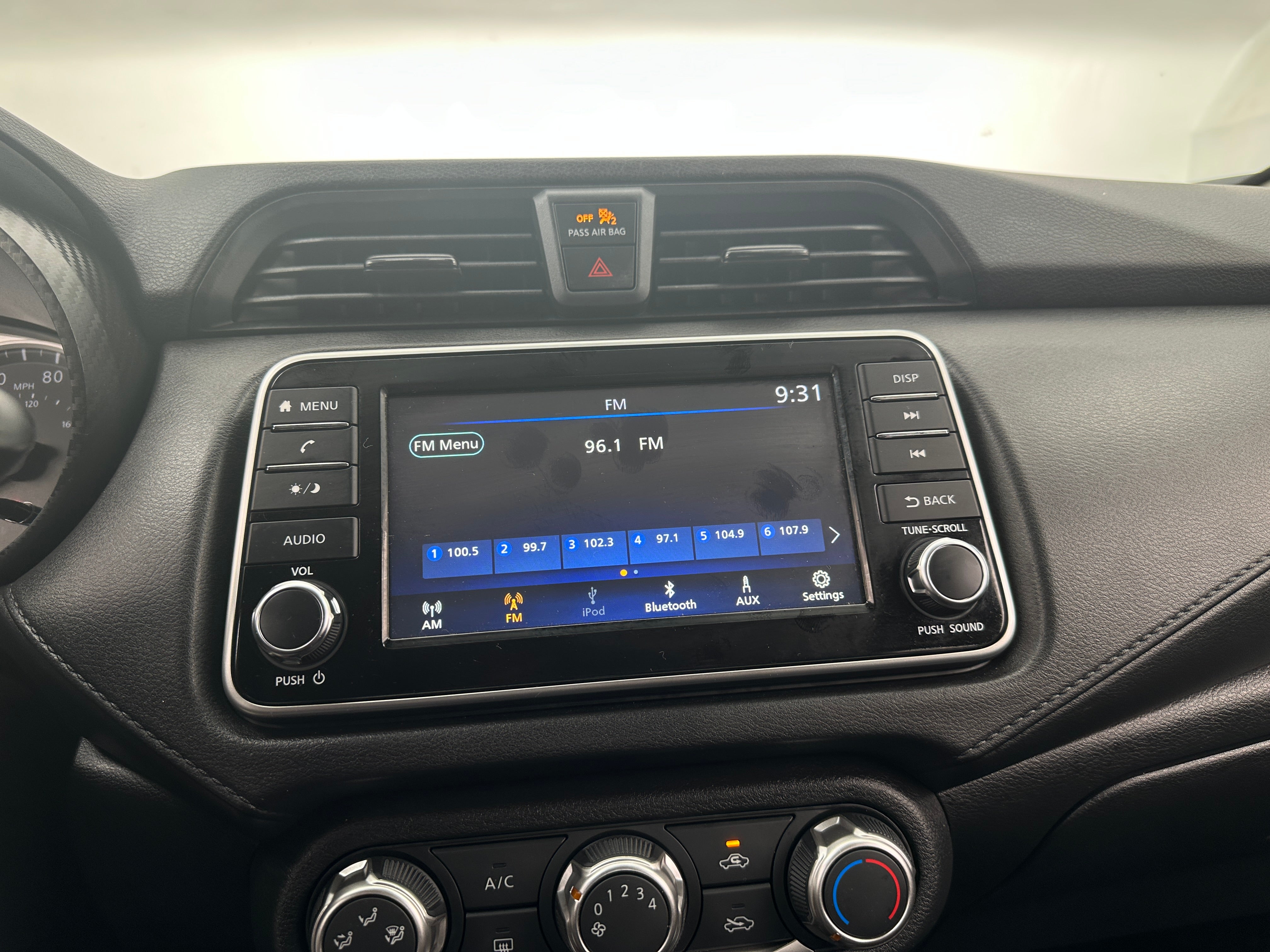 2024 Nissan Versa S 4
