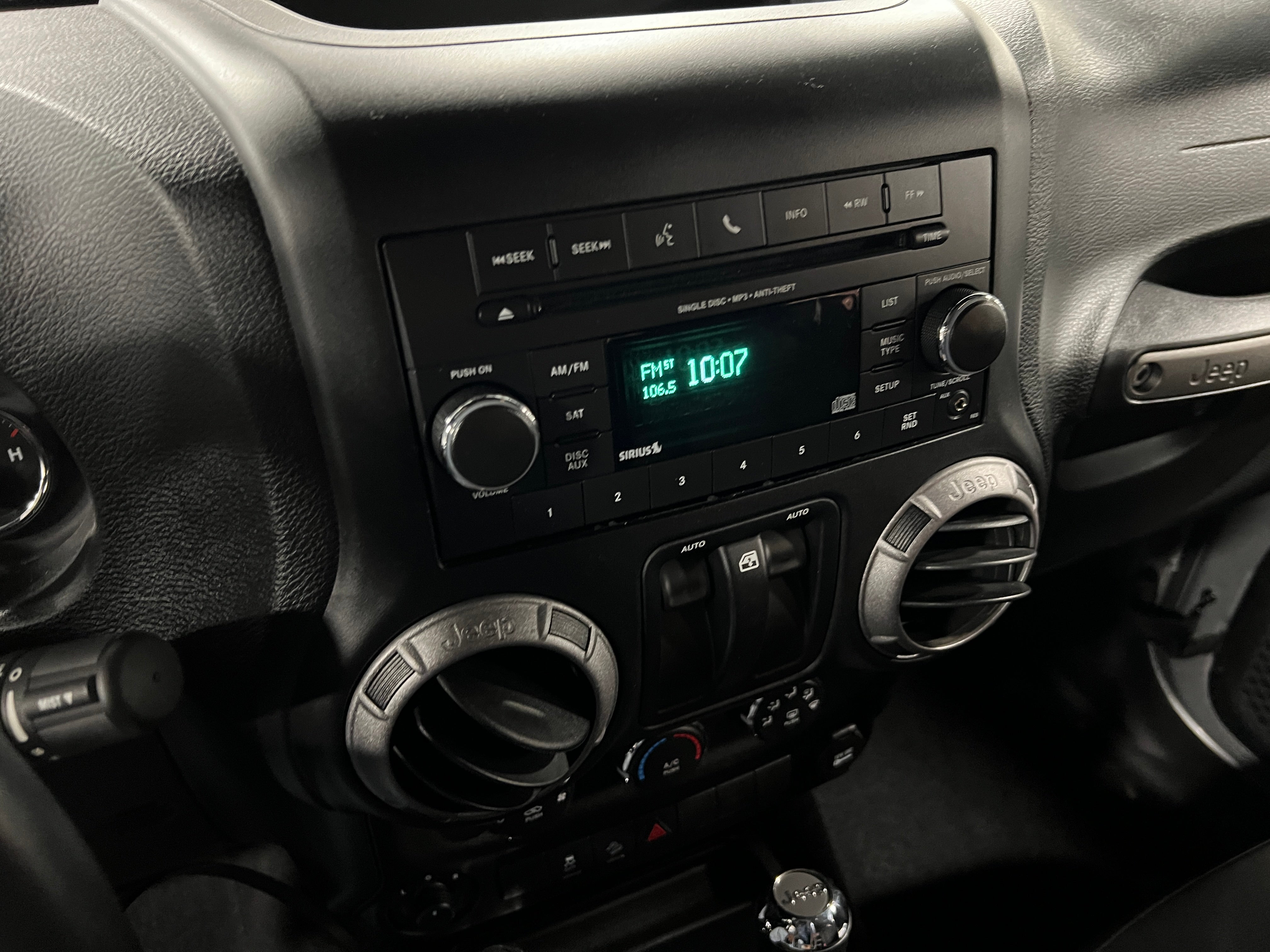 2015 Jeep Wrangler Sport 4