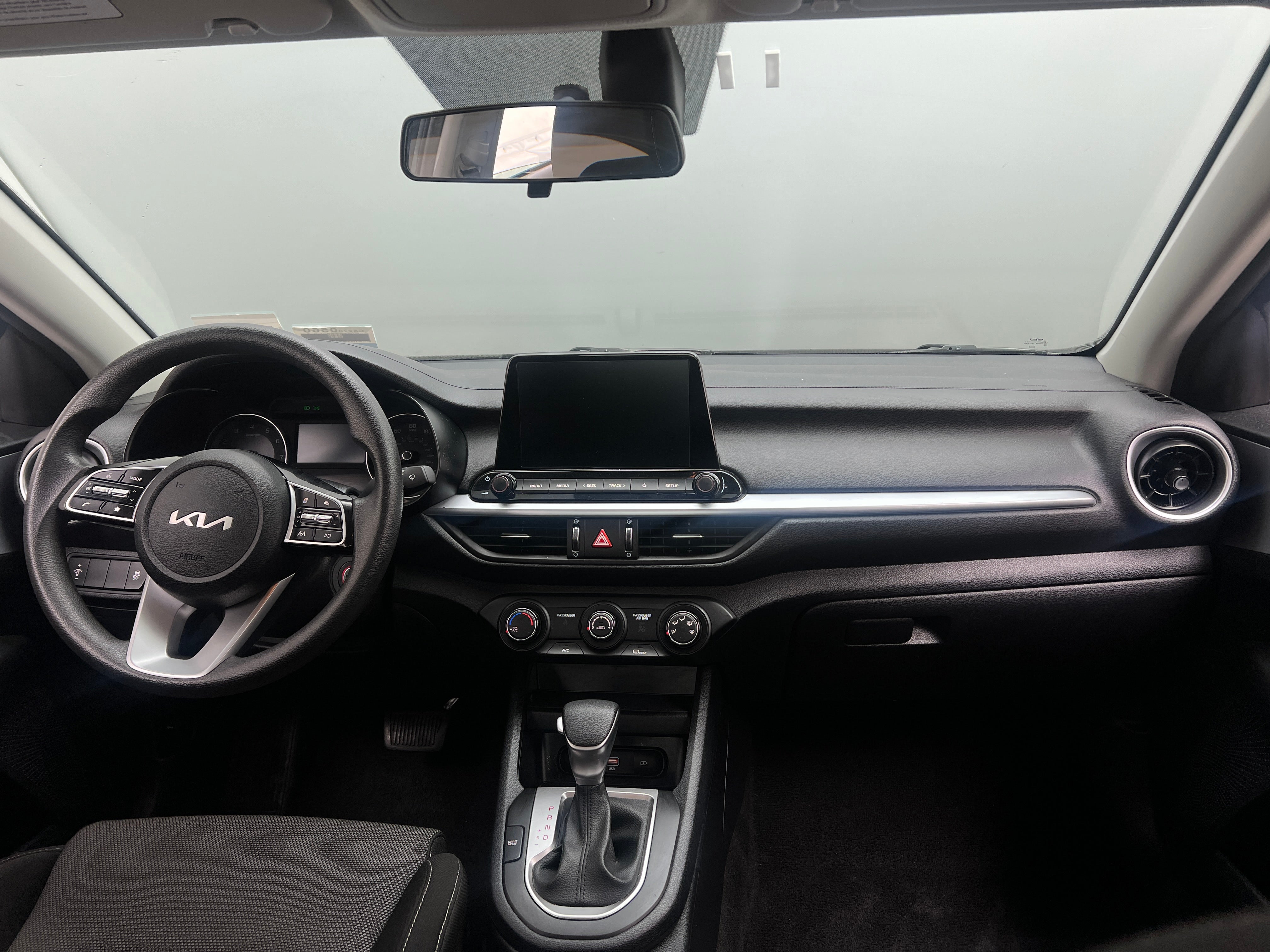 2024 Kia Forte LXS 3