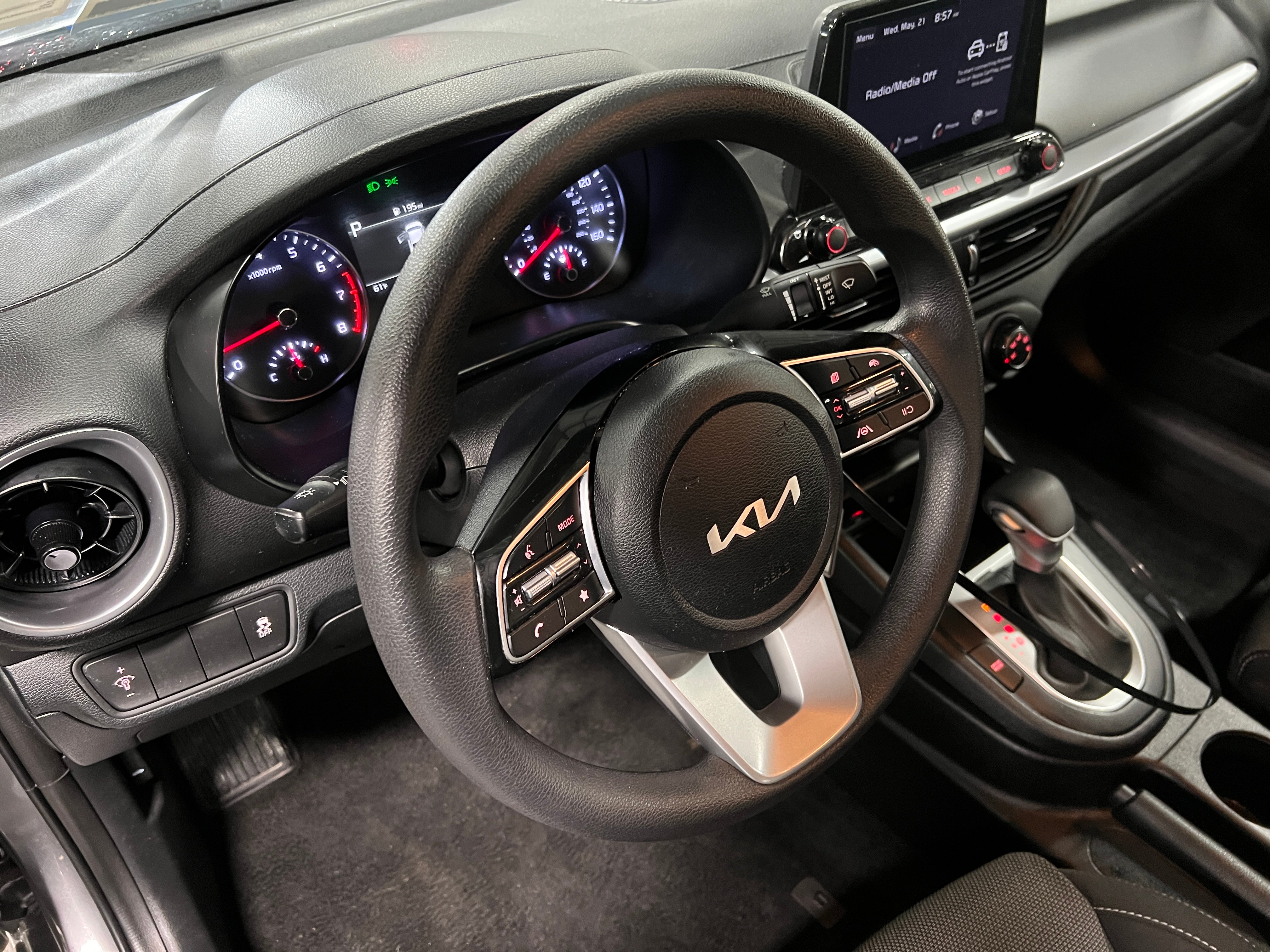 2024 Kia Forte LXS 5