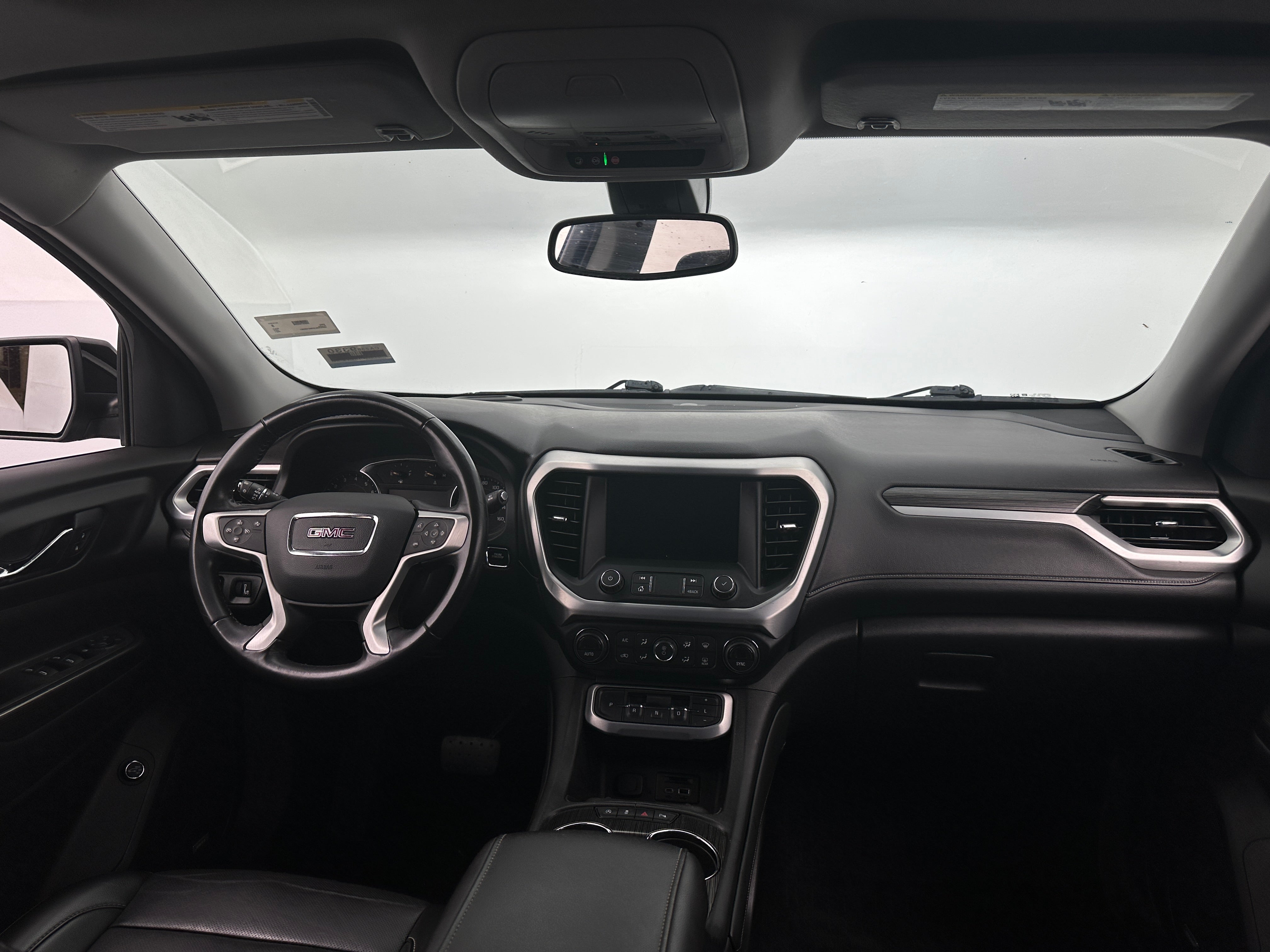 2021 GMC Acadia SLT 2