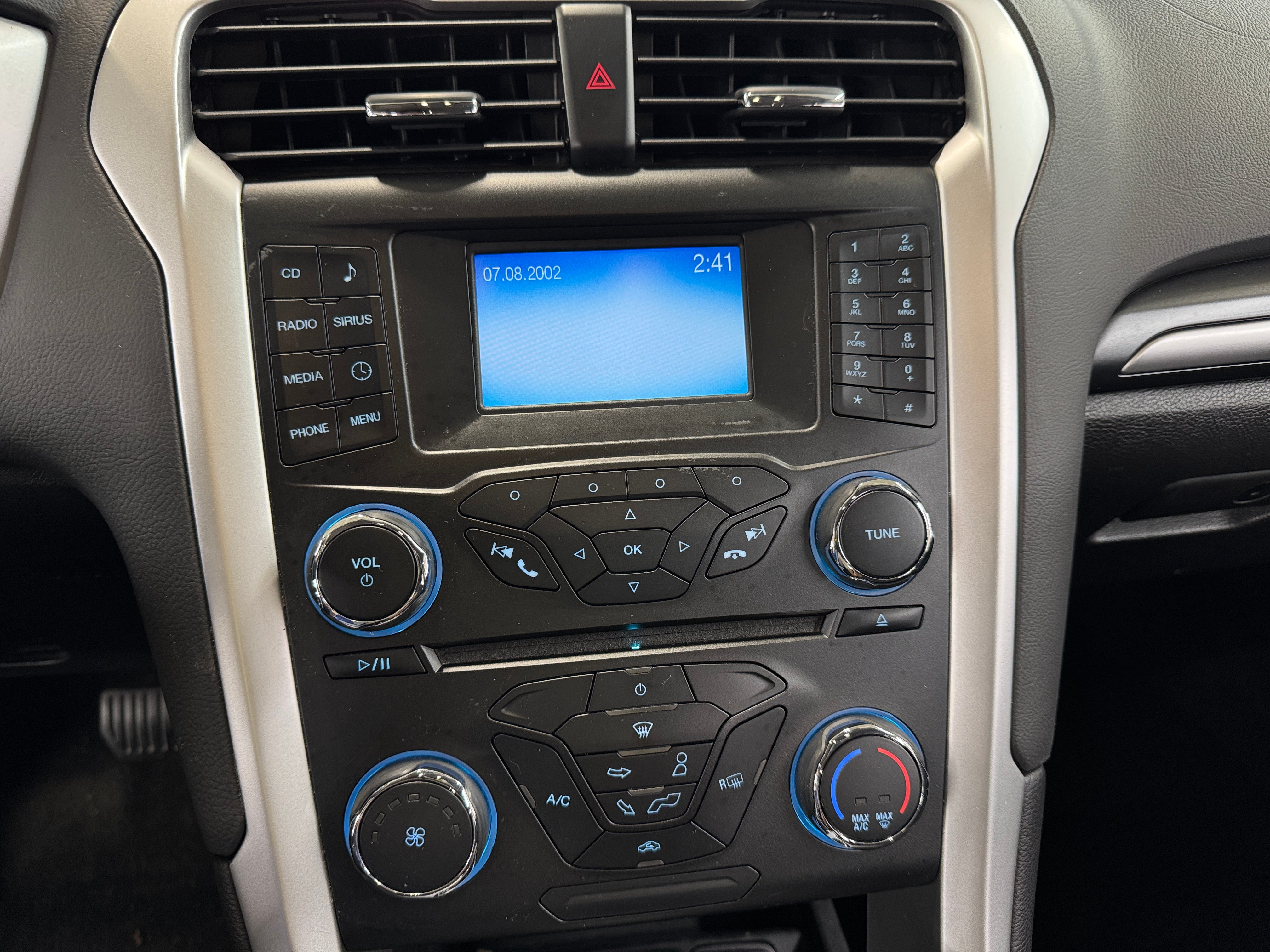2015 Ford Fusion SE 4