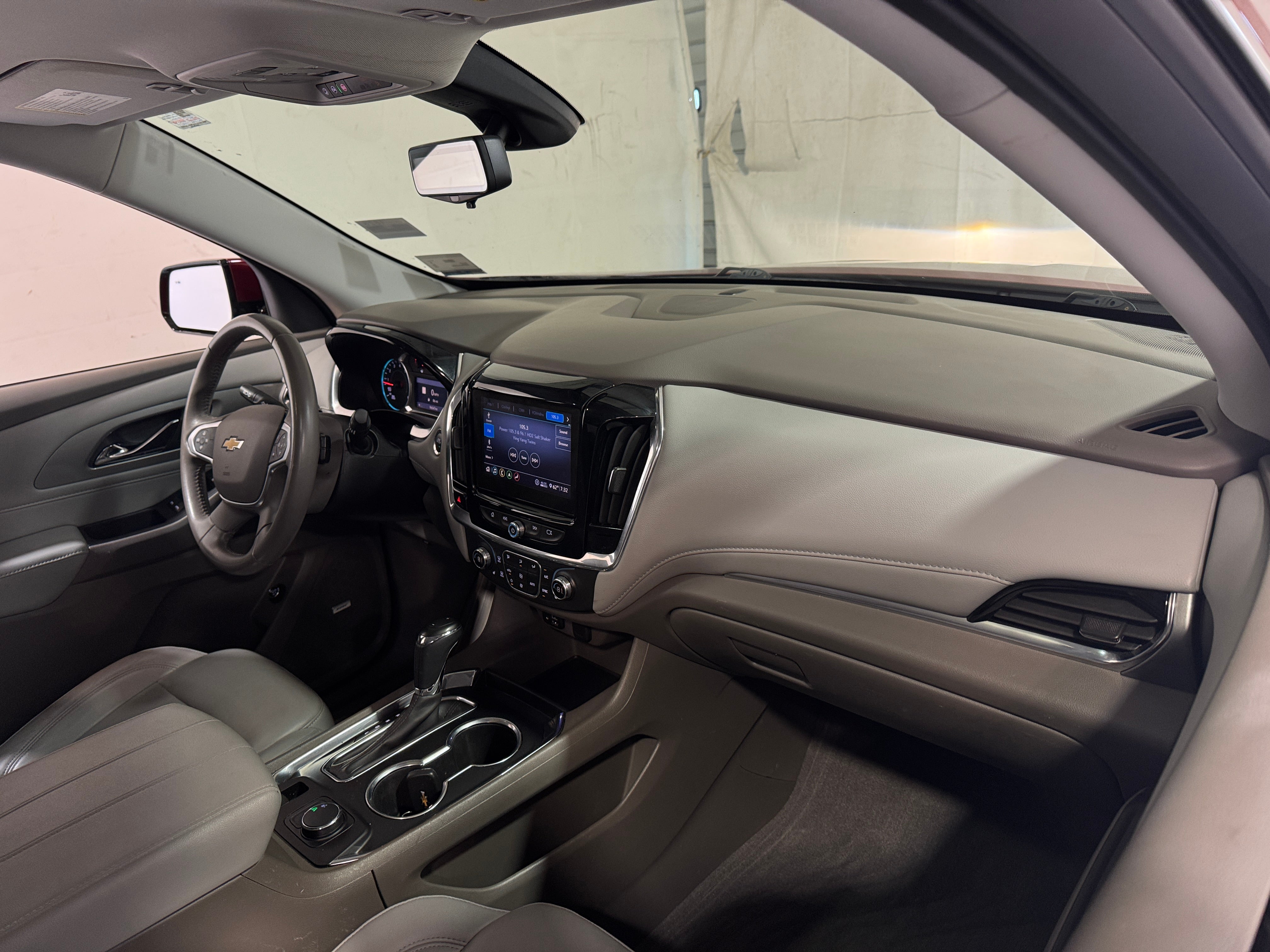 2020 Chevrolet Traverse LT 3