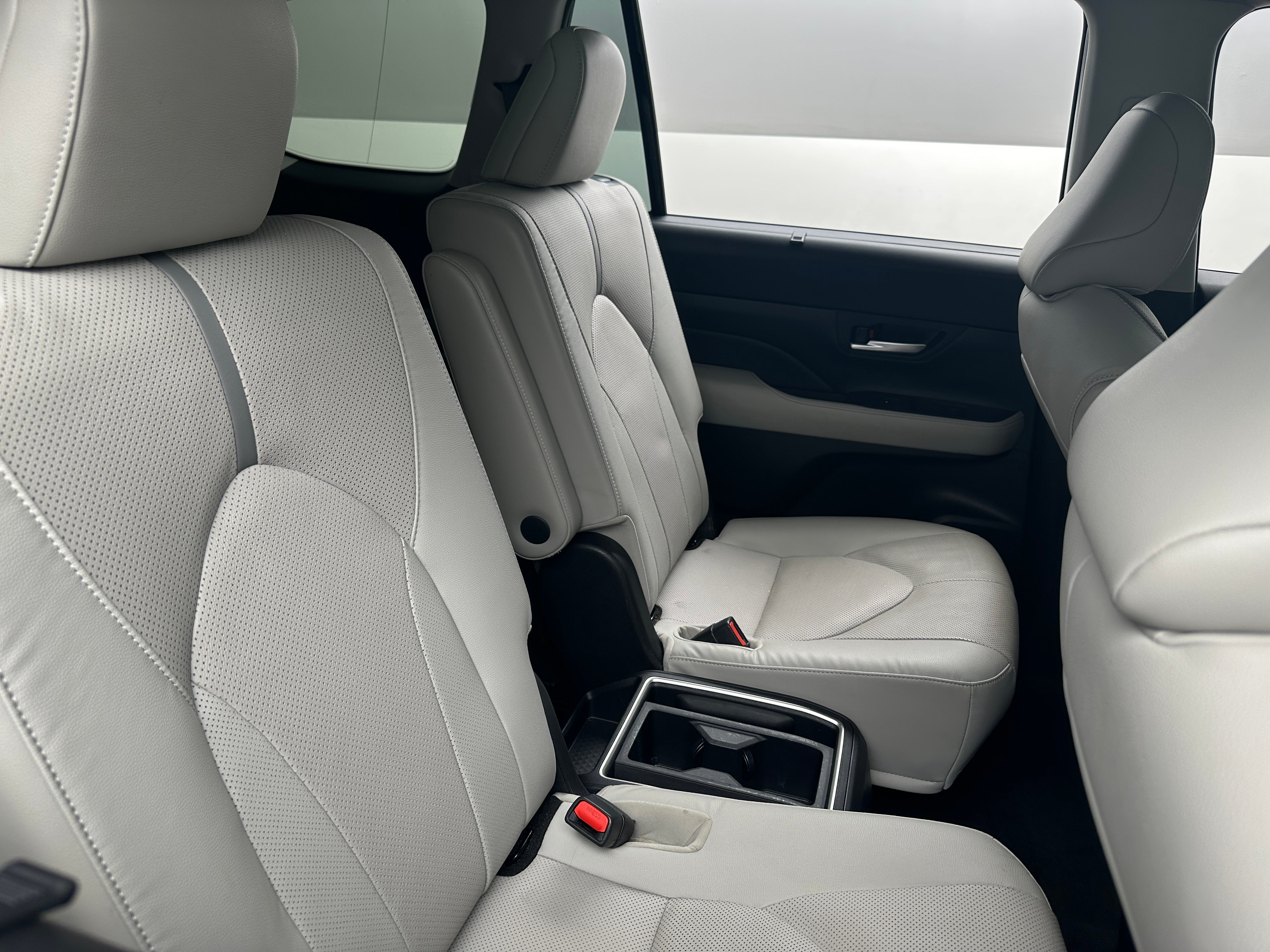 2024 Toyota Grand Highlander Platinum 5