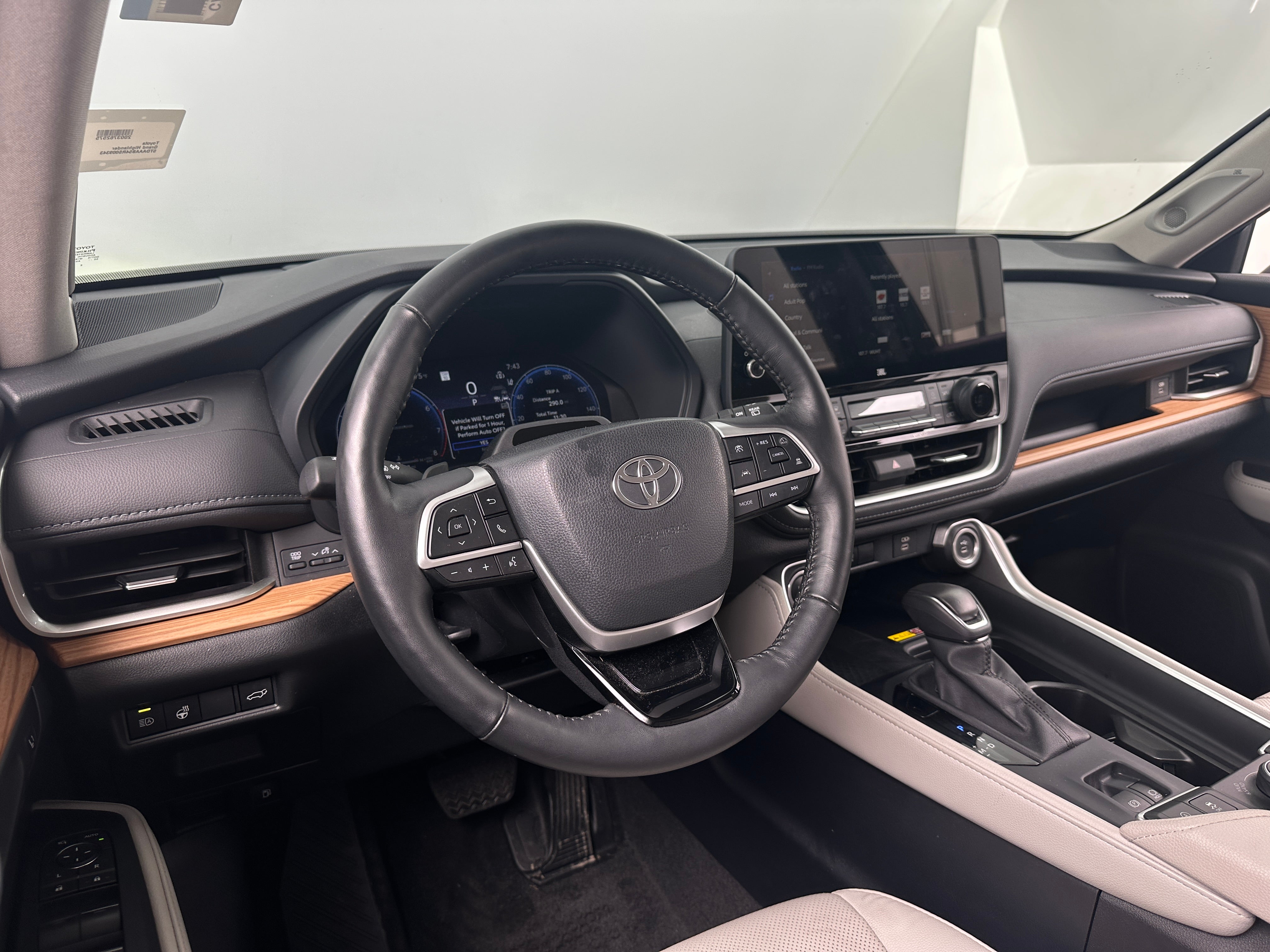 2024 Toyota Grand Highlander Platinum 2