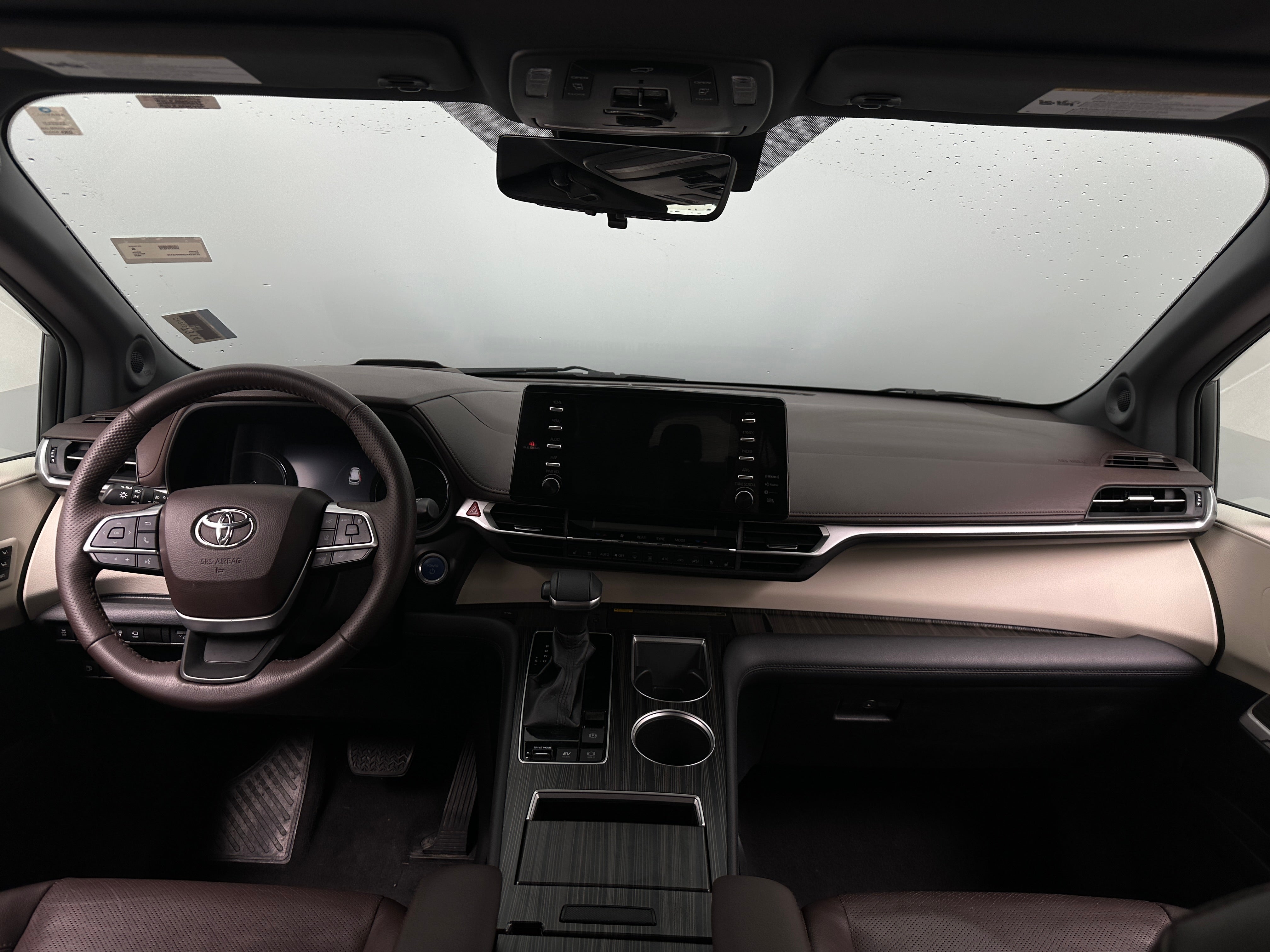 2021 Toyota Sienna Platinum 2