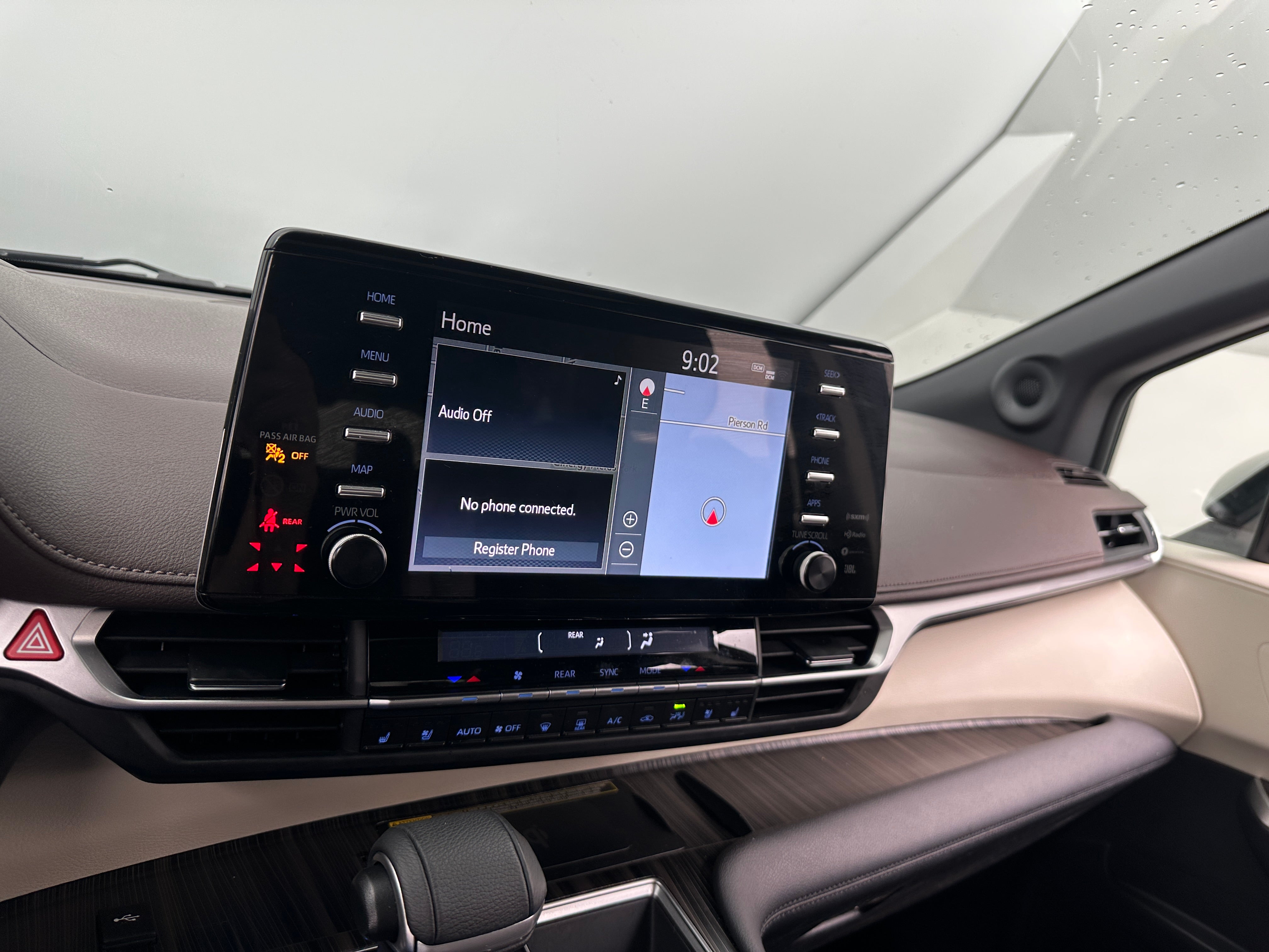 2021 Toyota Sienna Platinum 3