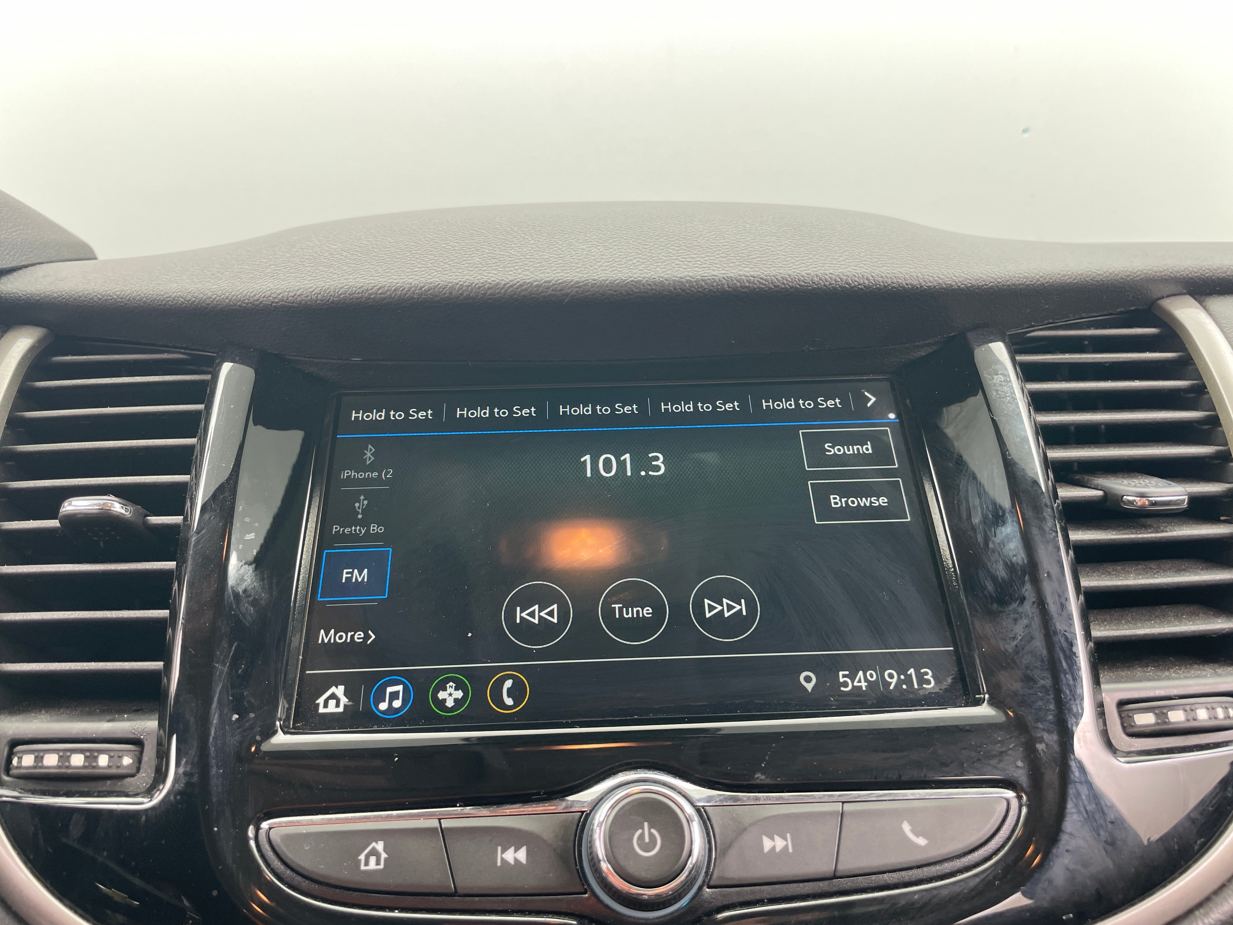 2019 Chevrolet Trax LS 4