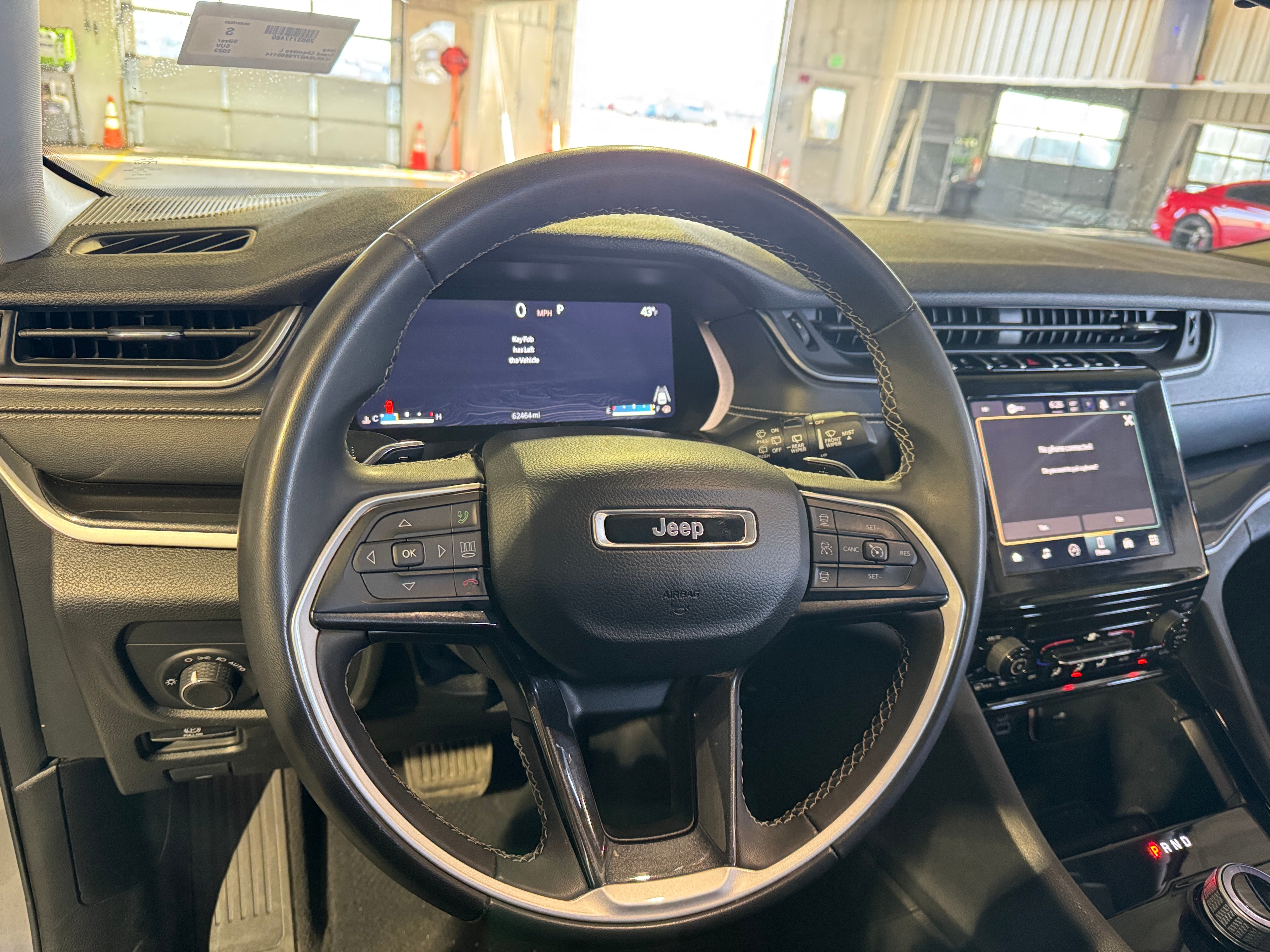 2023 Jeep Grand Cherokee L Laredo 5