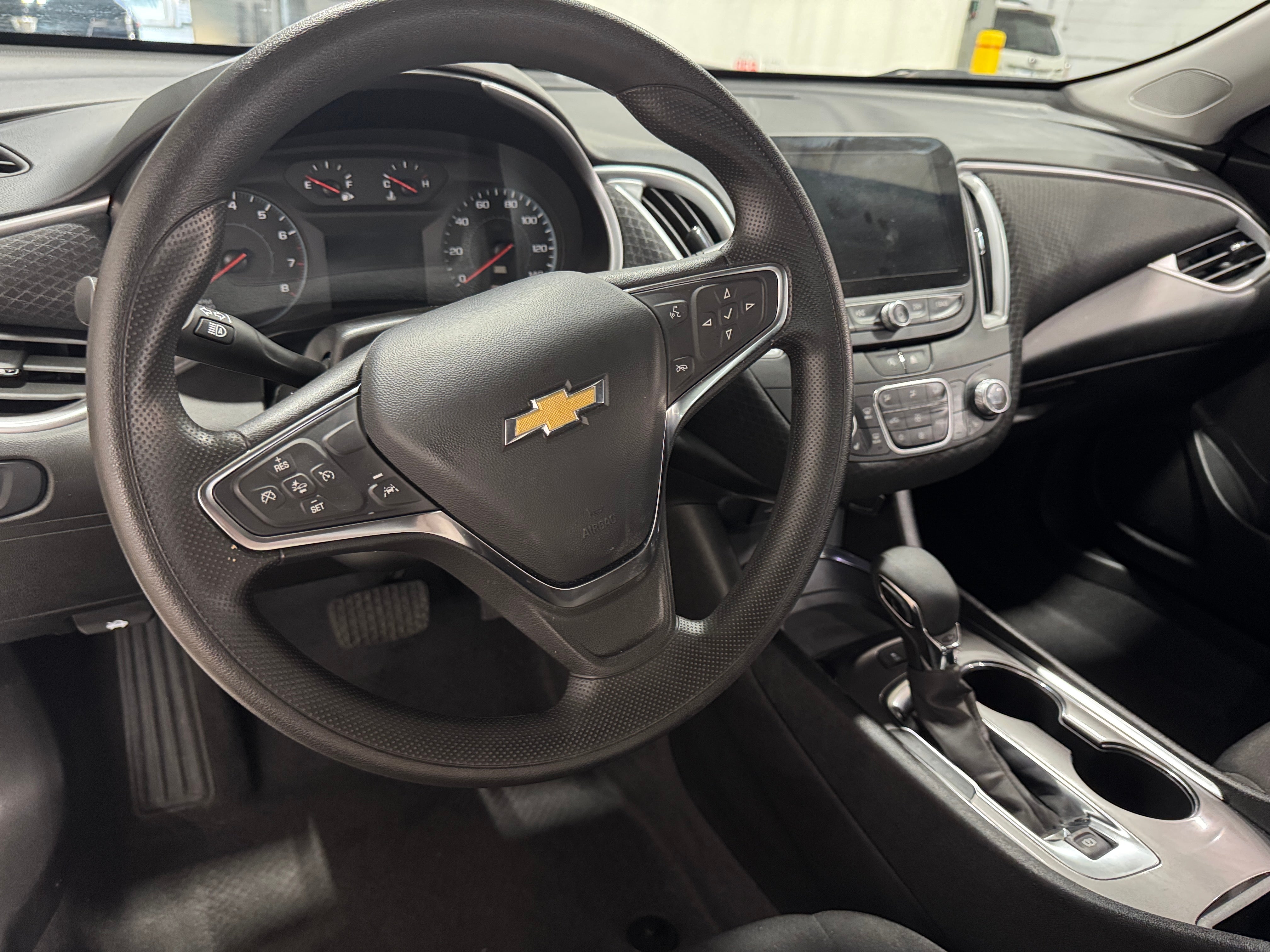 2024 Chevrolet Malibu LT 3