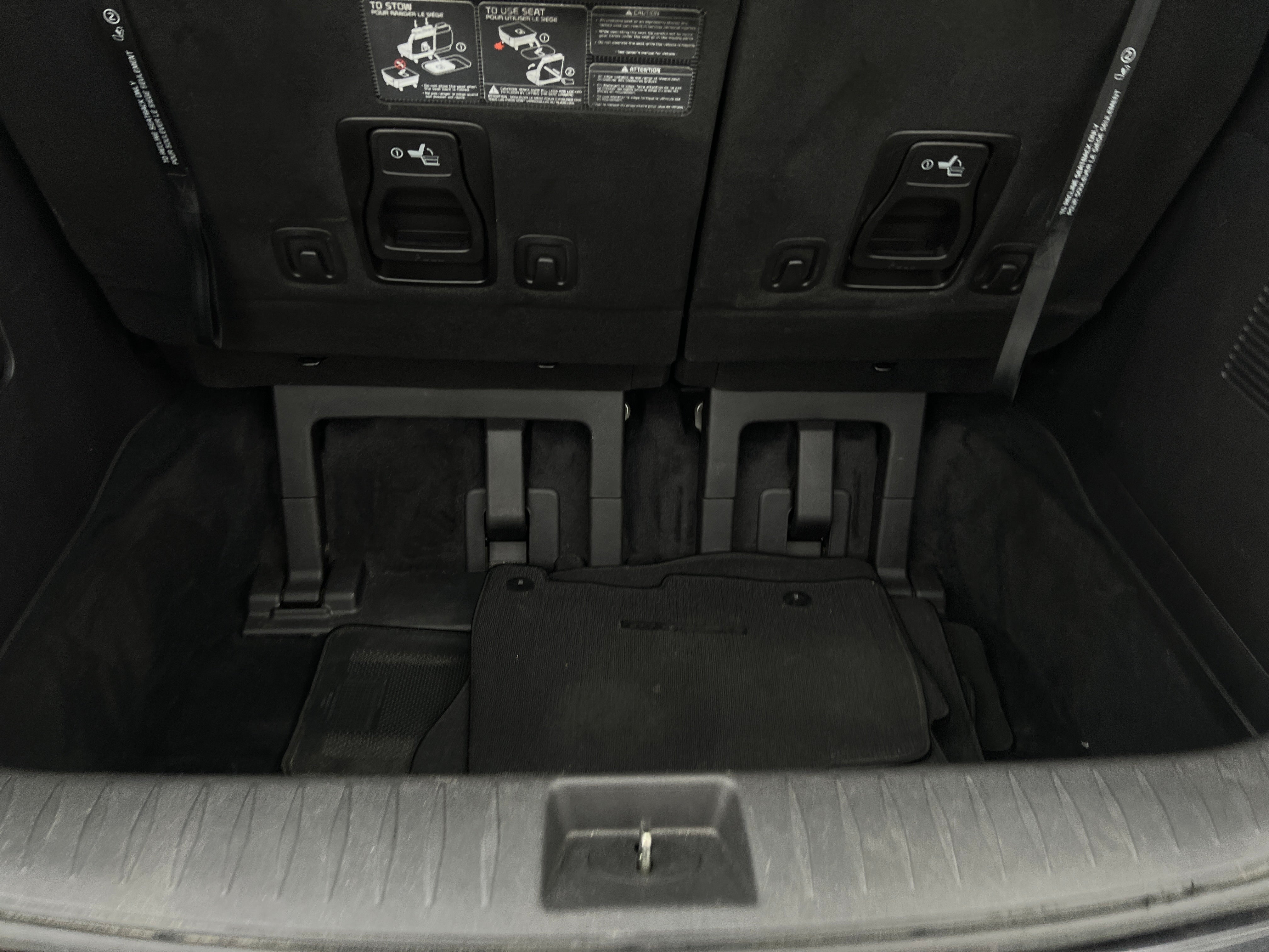 2022 Kia Carnival LX 6