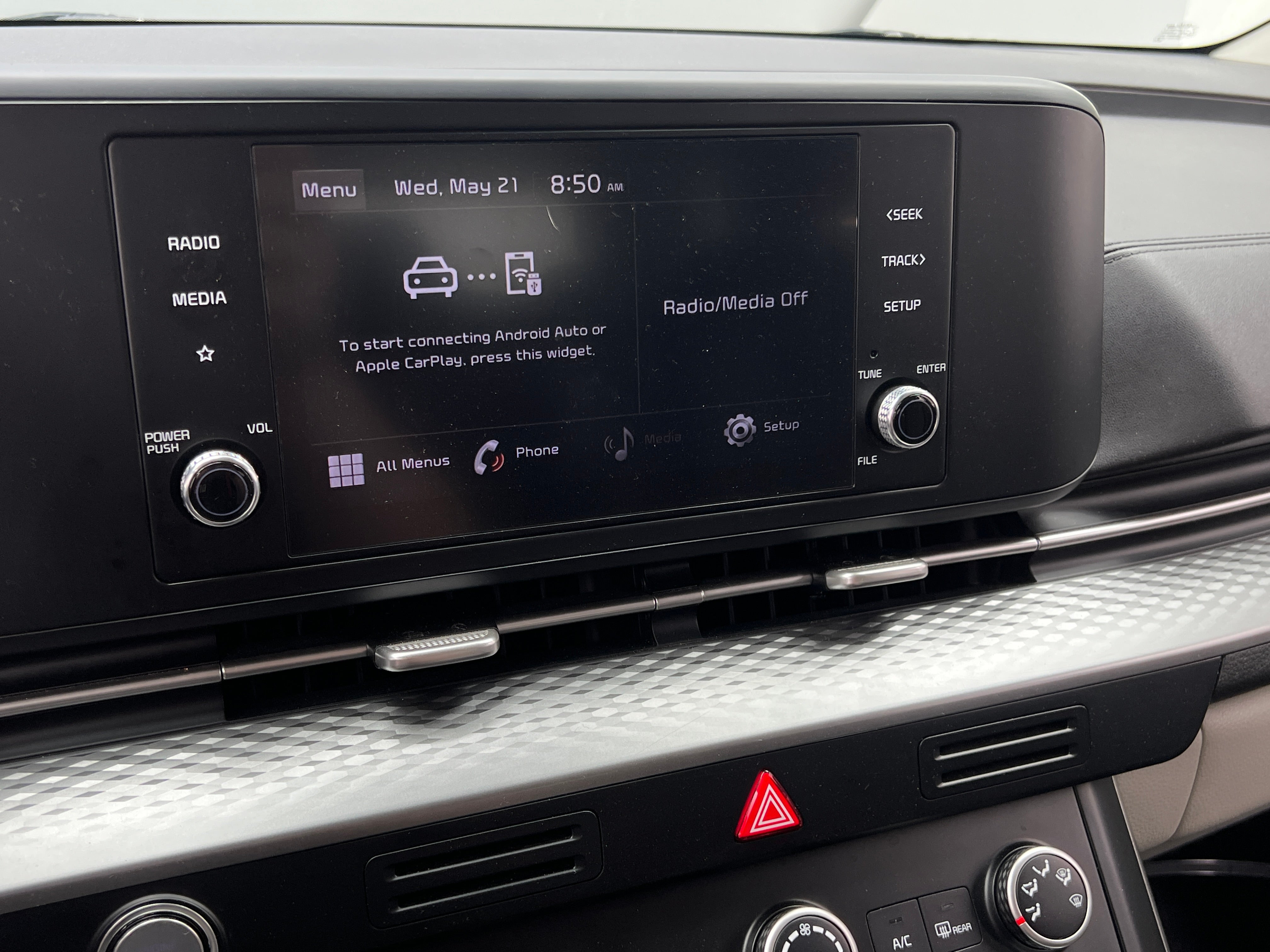 2022 Kia Carnival LX 3