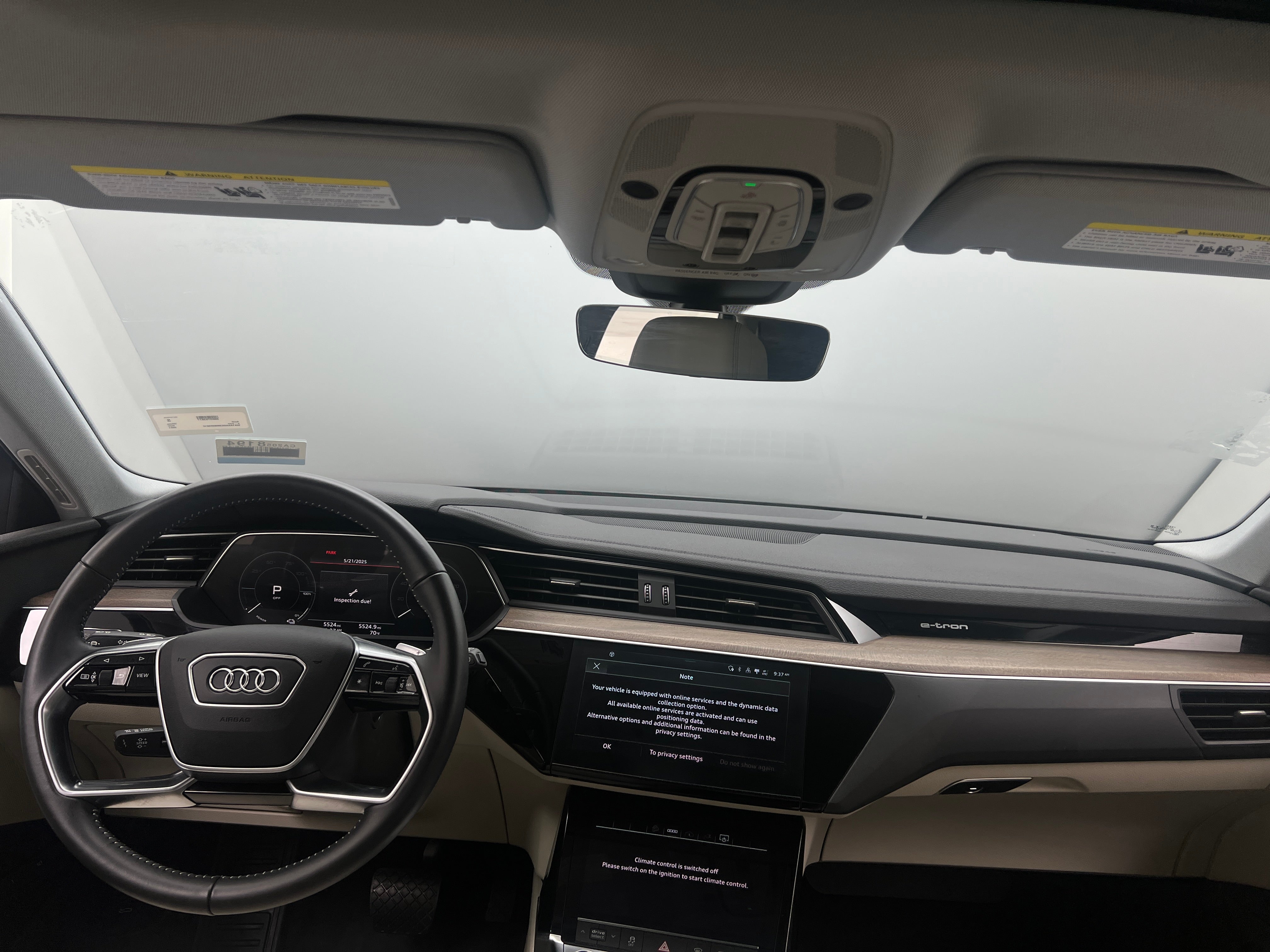 2021 Audi e-tron Premium 2