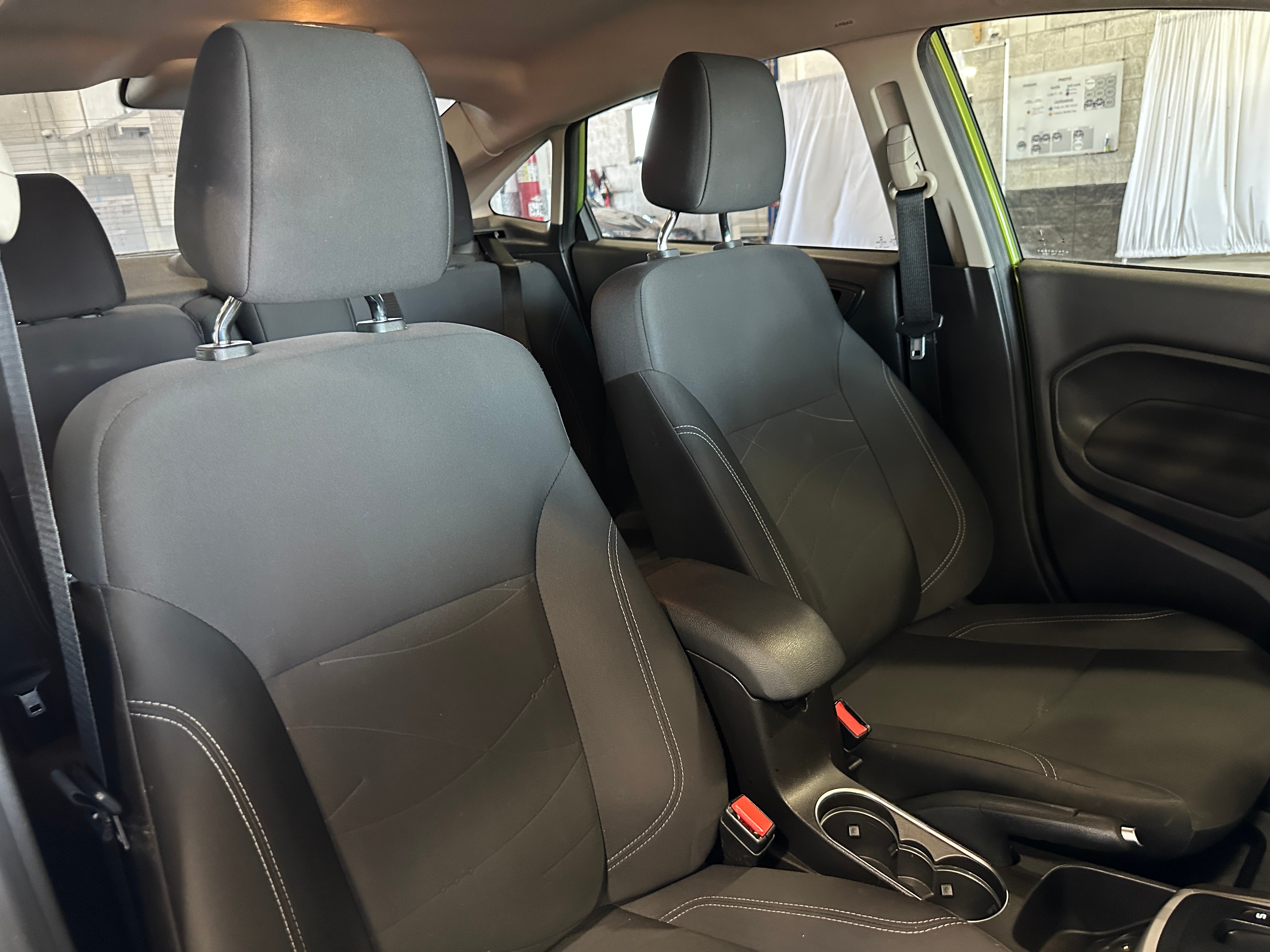 2019 Ford Fiesta SE 2