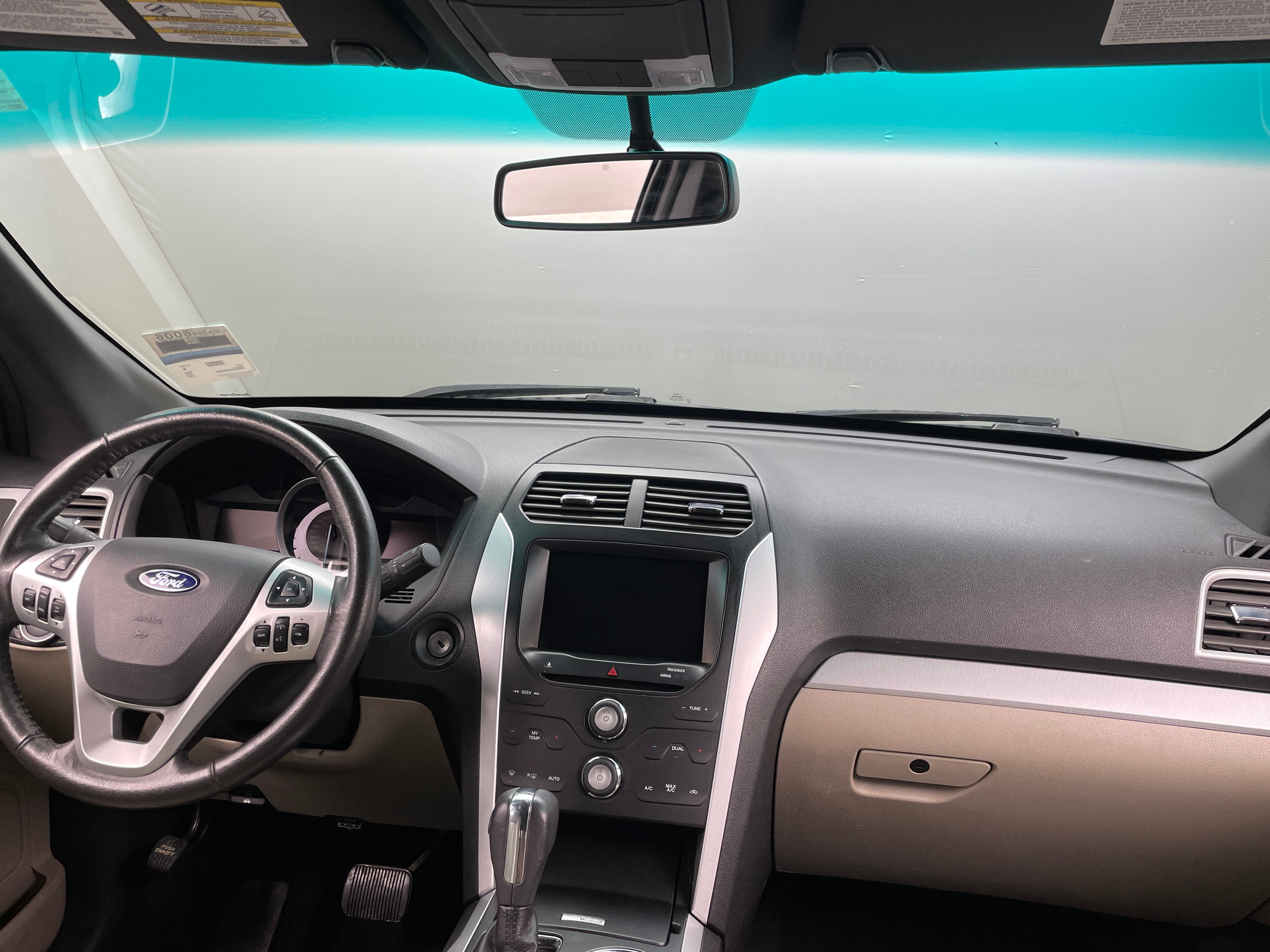 2014 Ford Explorer XLT 3