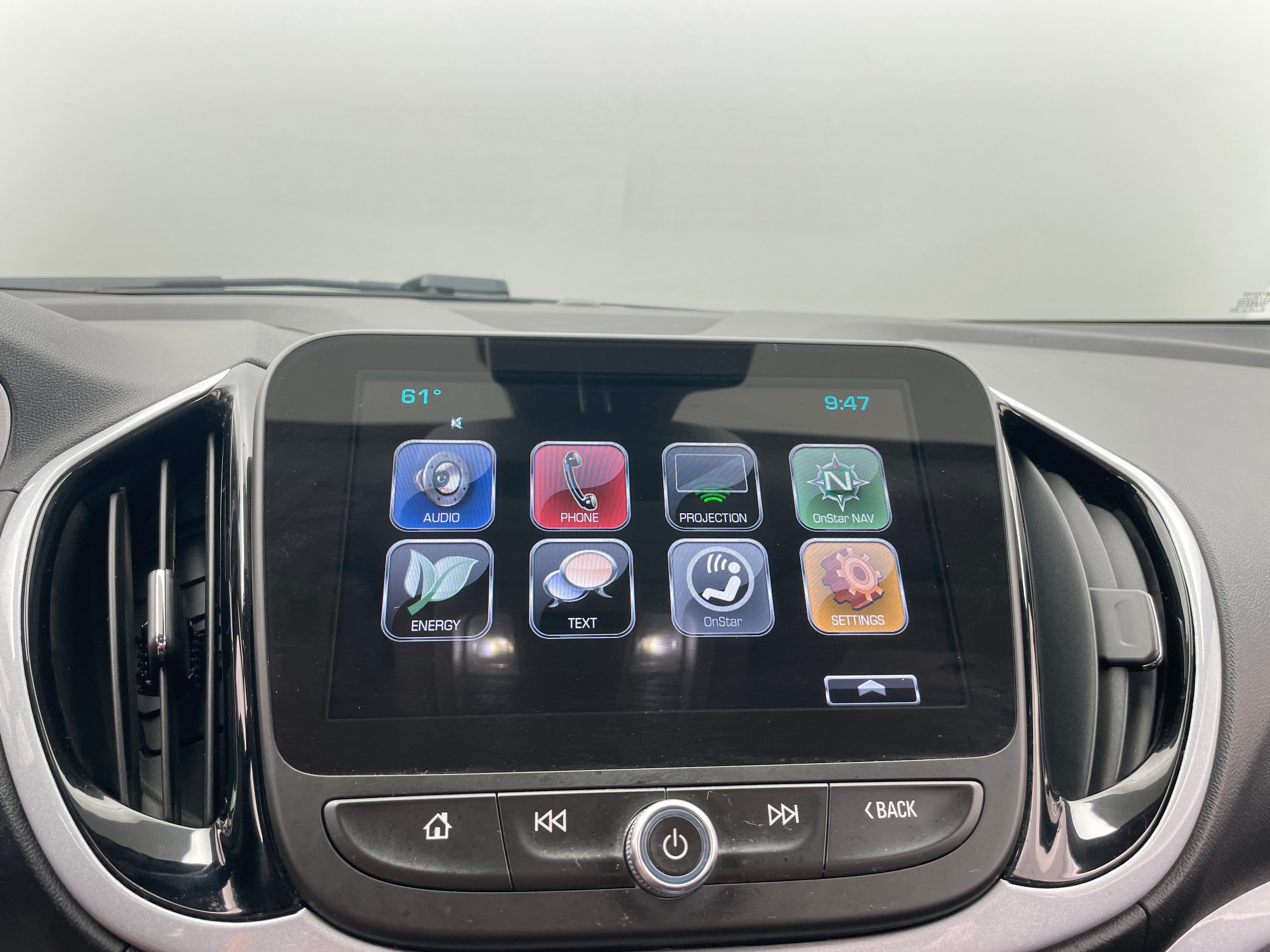 2017 Chevrolet Volt LT 4