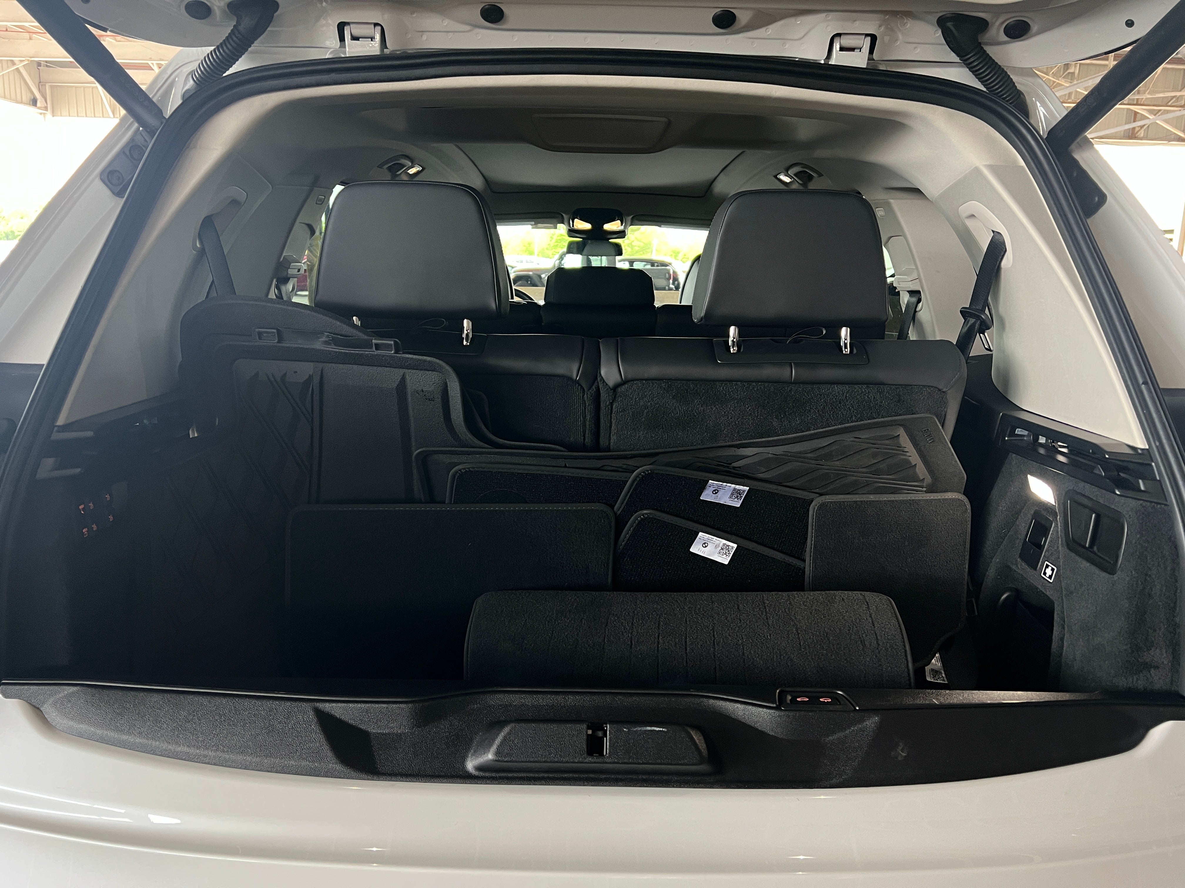 2023 BMW X7 xDrive40i 6