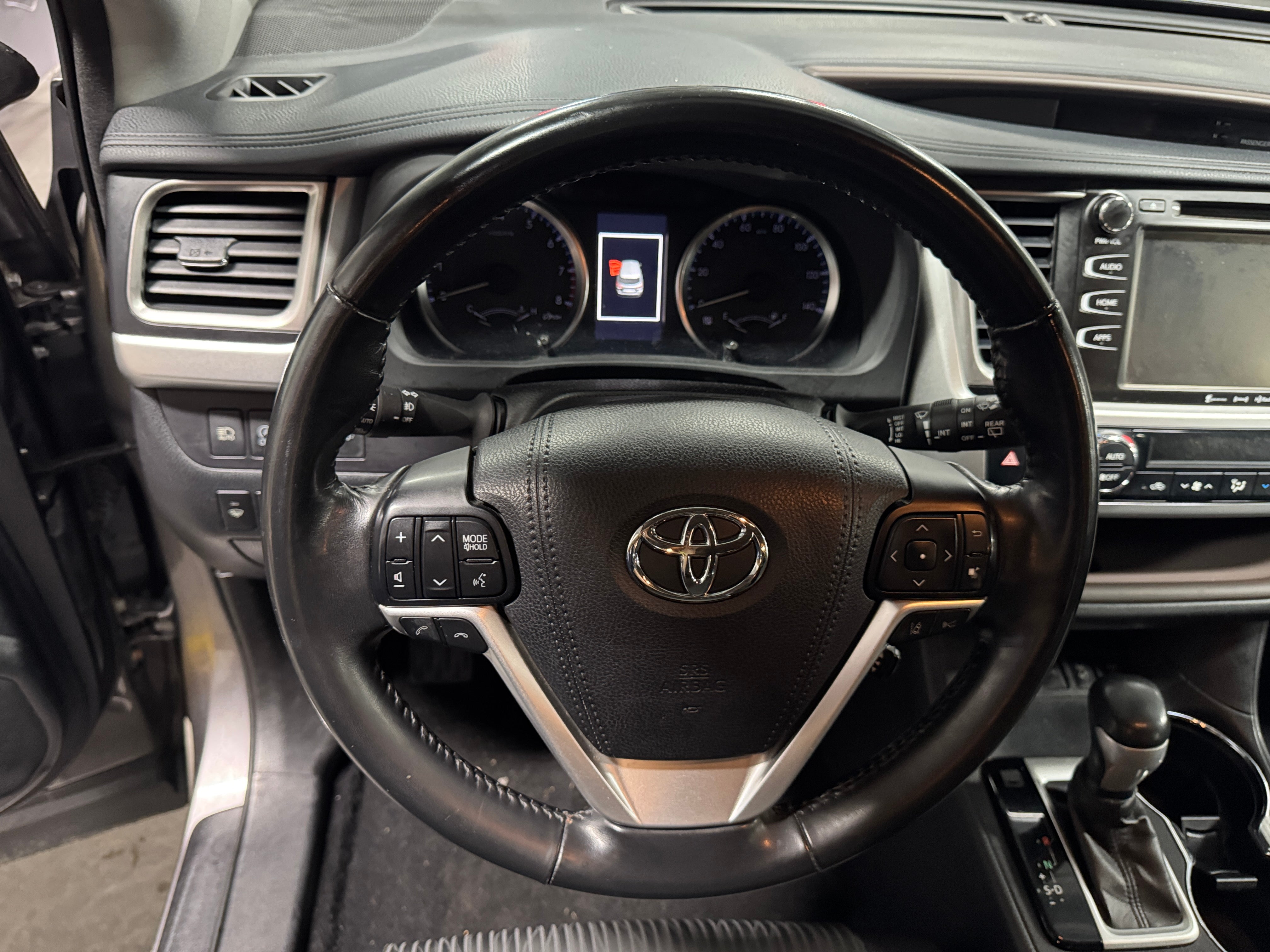 2017 Toyota Highlander Plus 4
