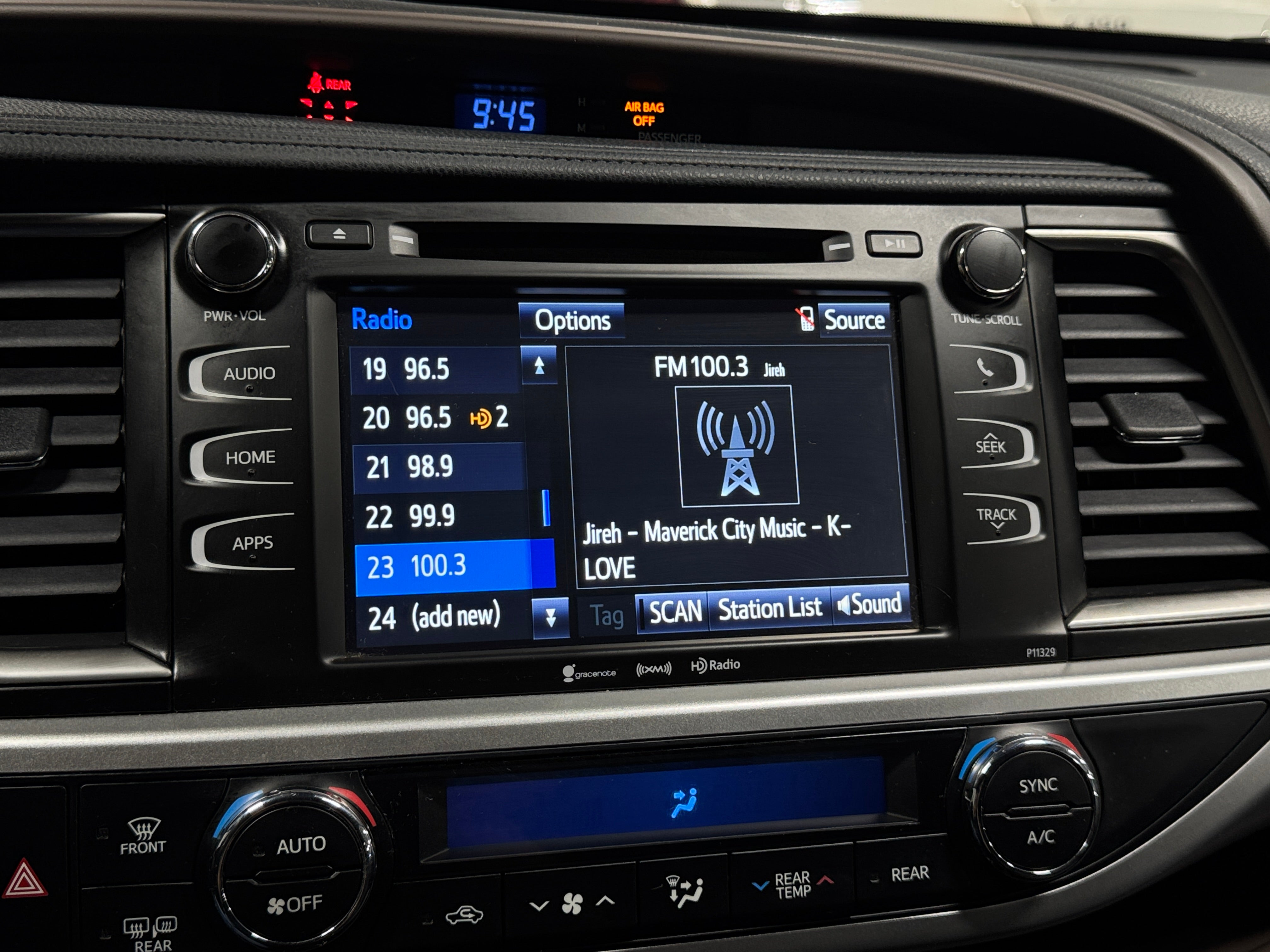2017 Toyota Highlander Plus 3