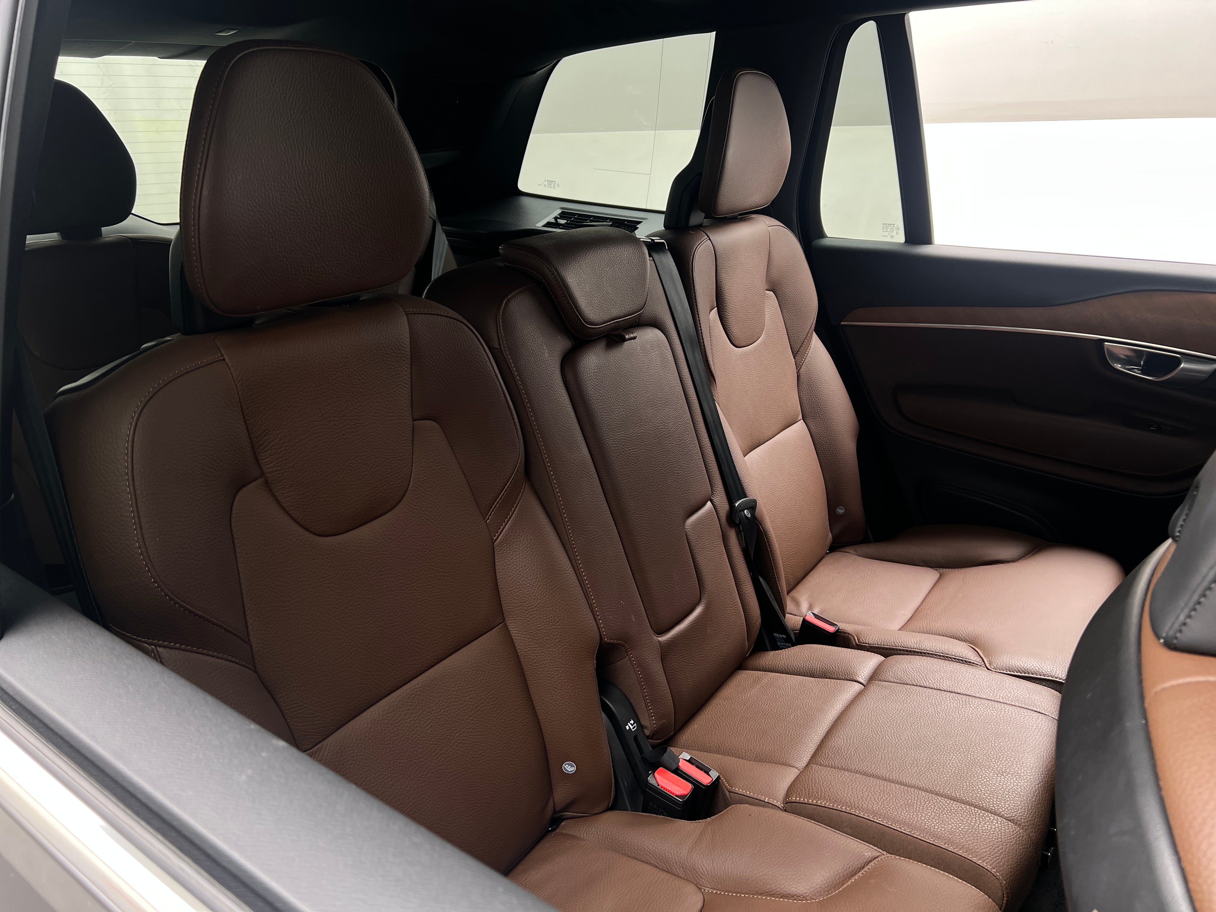 2024 Volvo XC90 T8 Plus 5