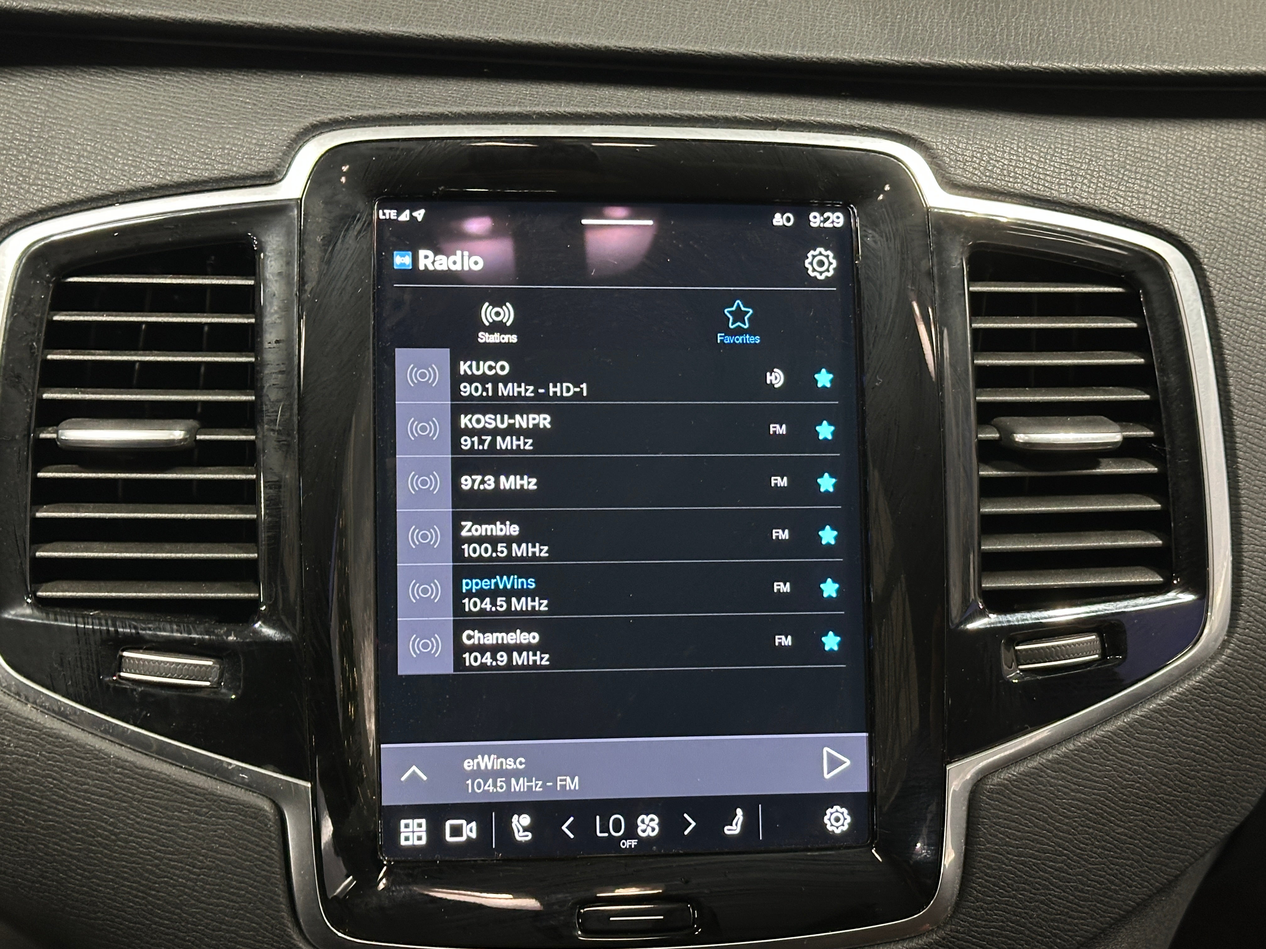 2024 Volvo XC90 T8 Plus 3