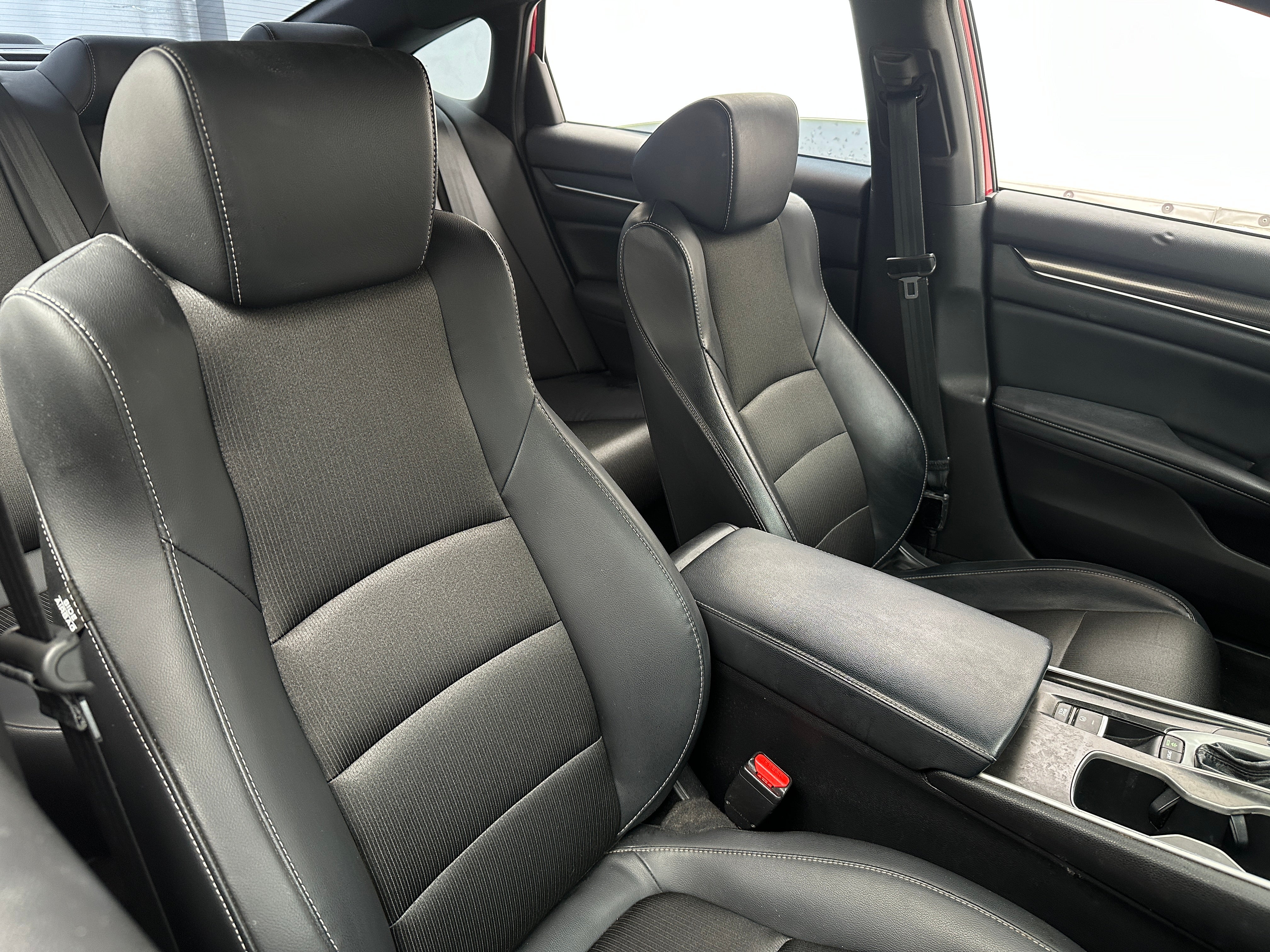2018 Honda Accord Sport 2