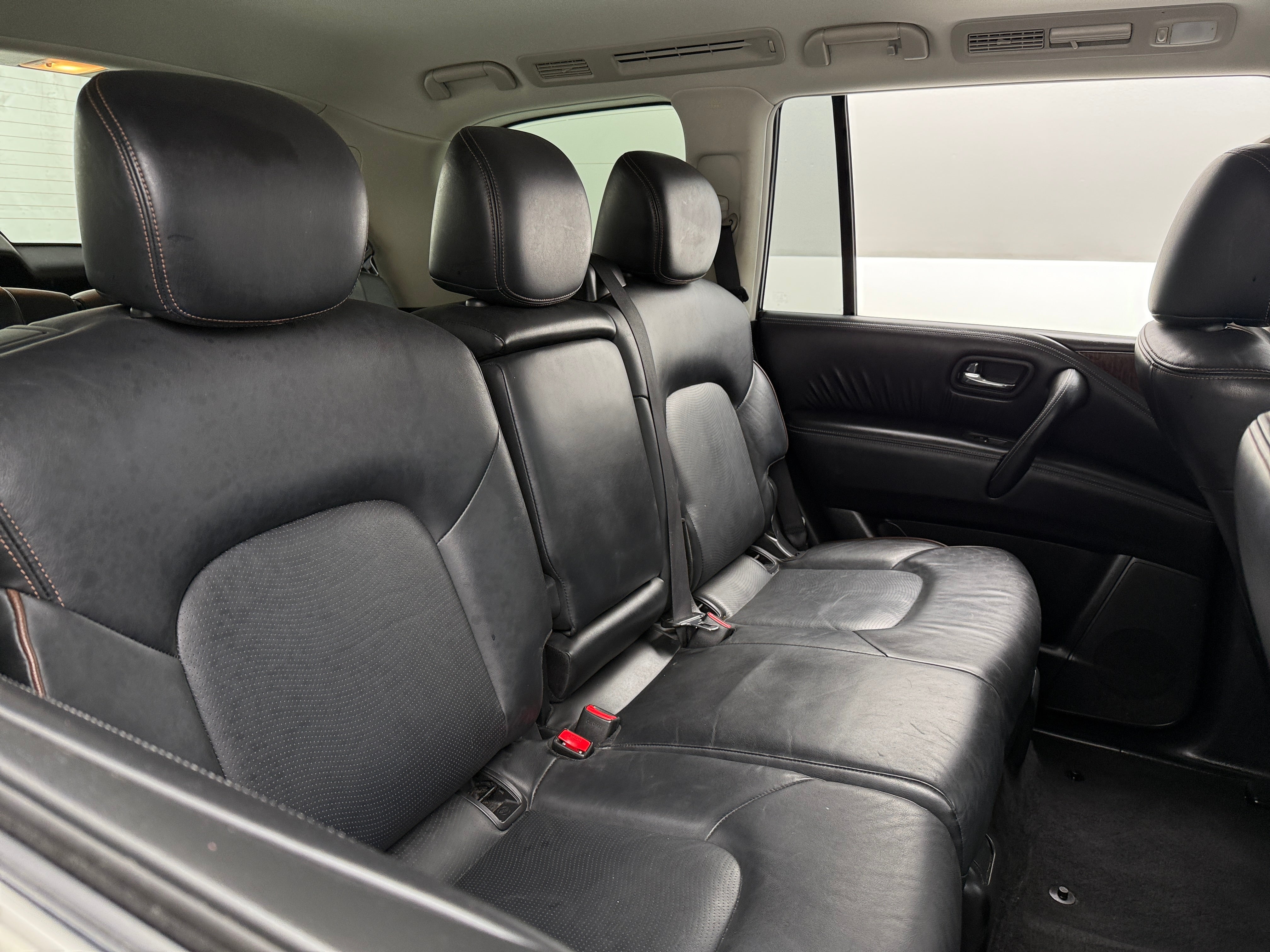 2019 Nissan Armada SL 5