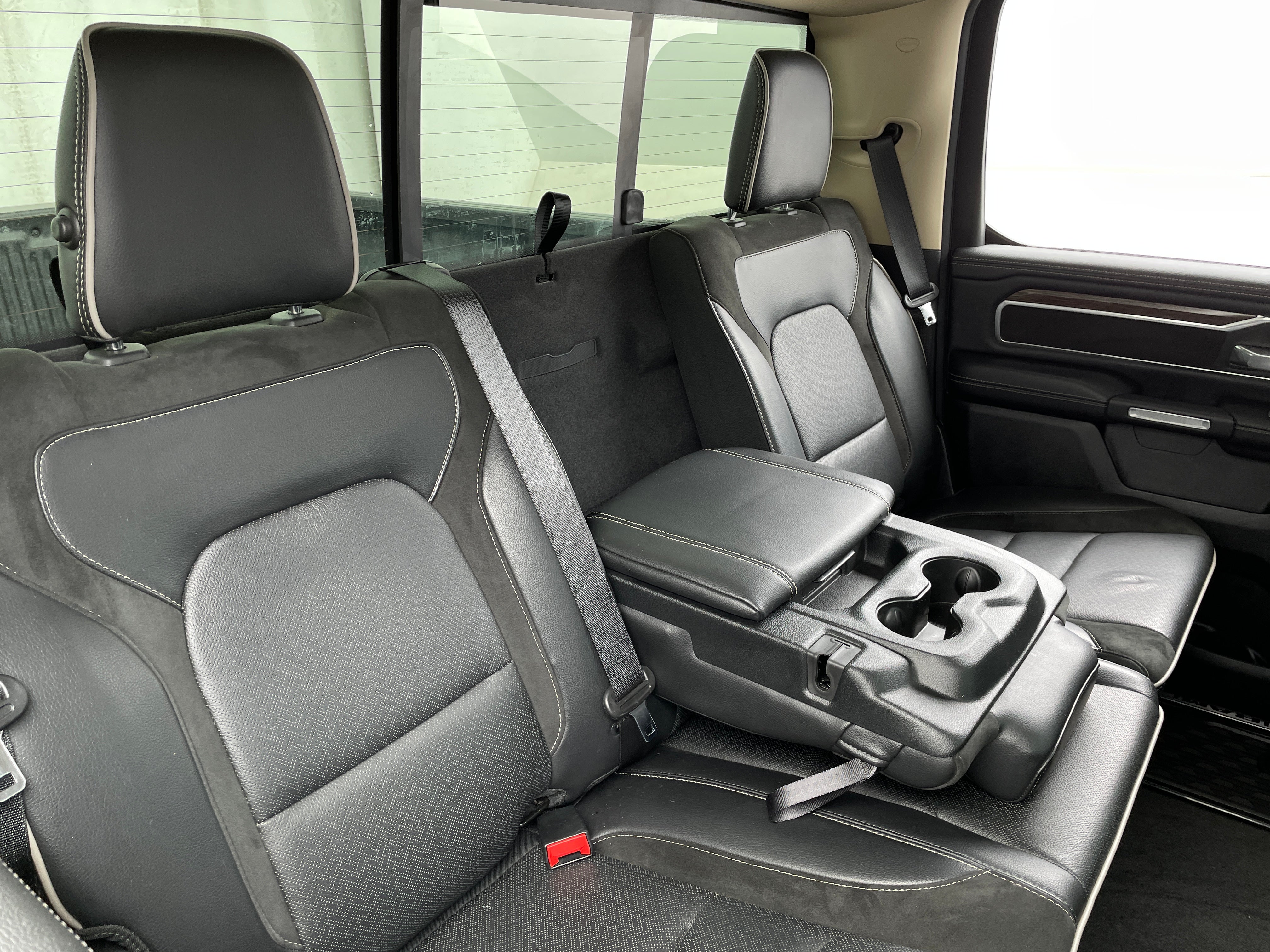 2020 RAM 1500 Laramie 5