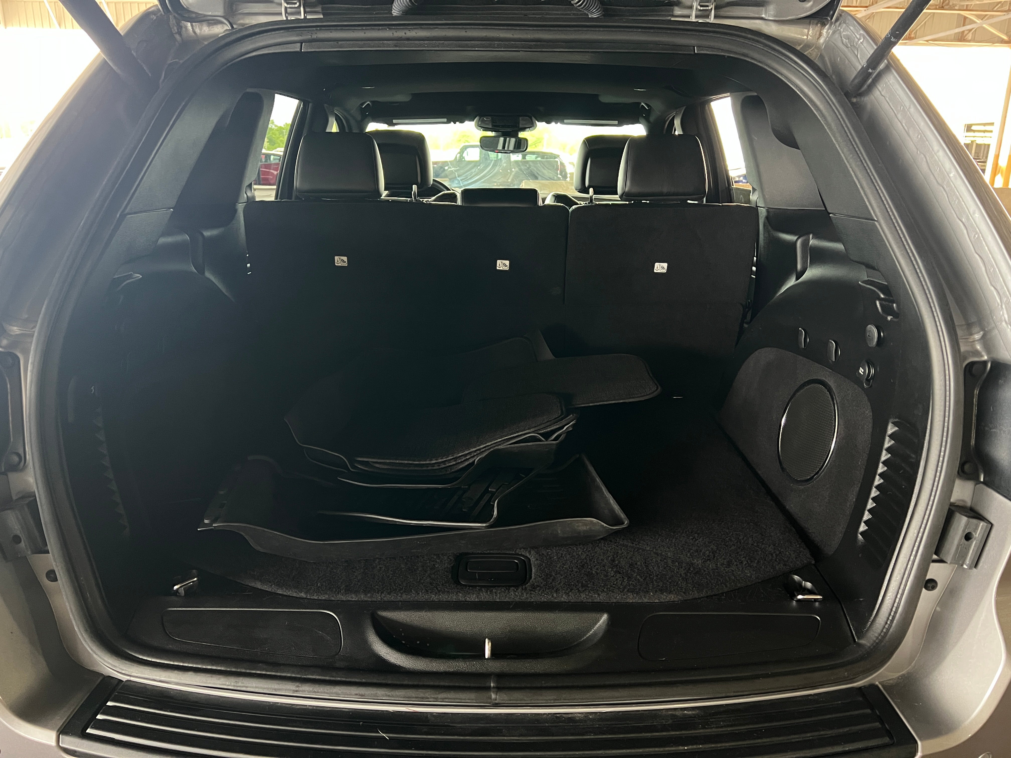 2019 Jeep Grand Cherokee Altitude 7