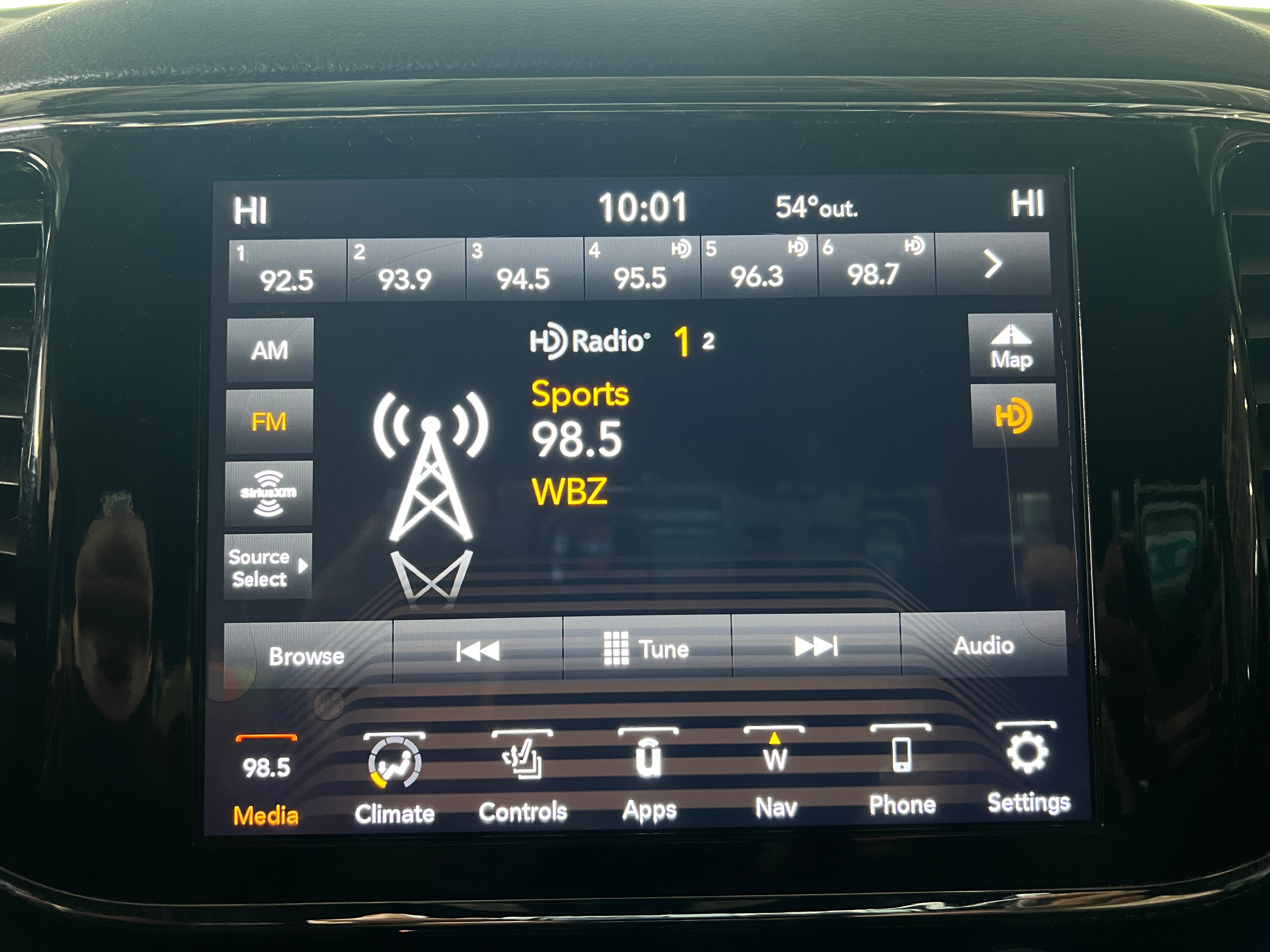 2019 Jeep Grand Cherokee Altitude 4