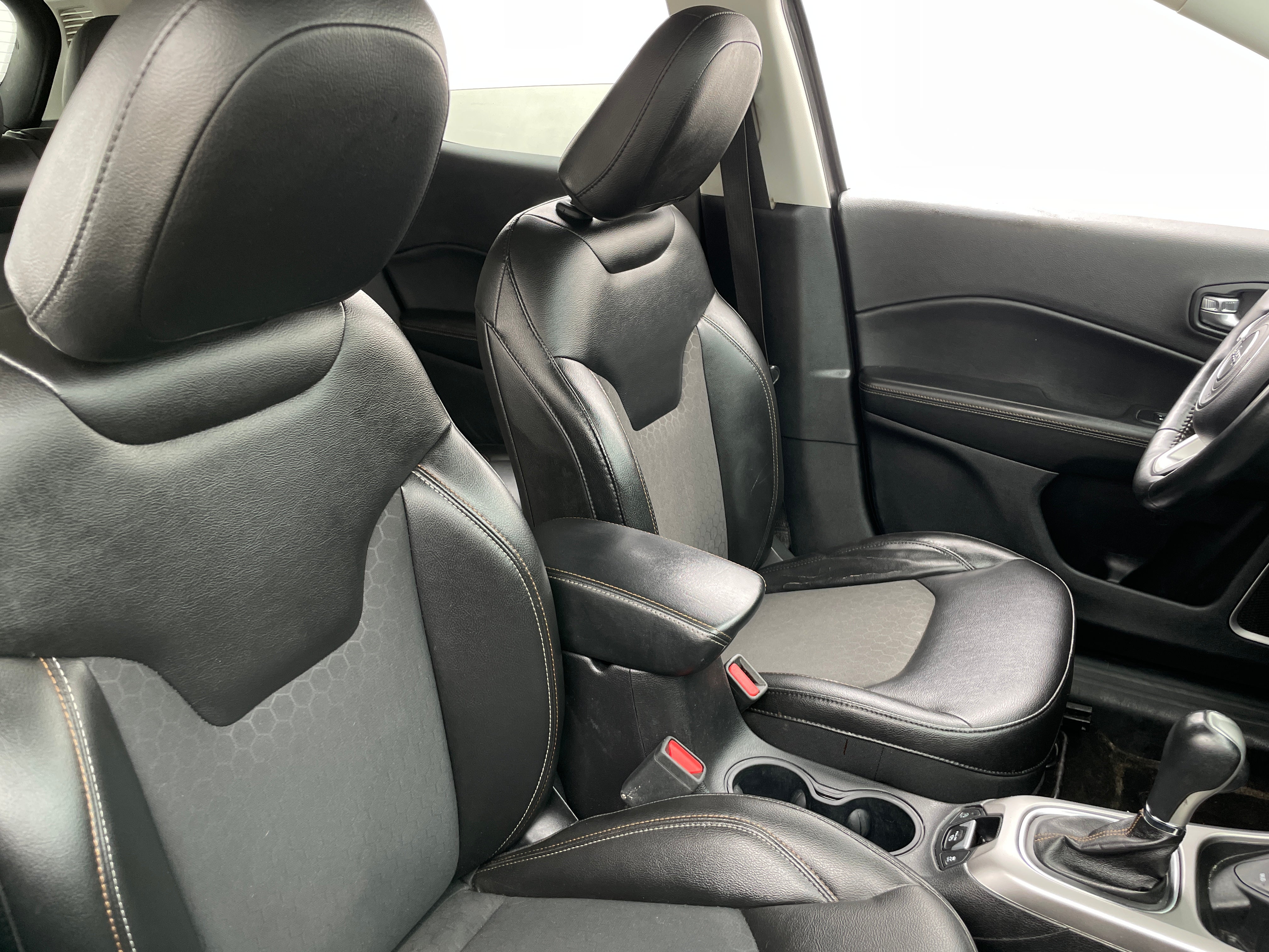 2018 Jeep Compass Latitude 2
