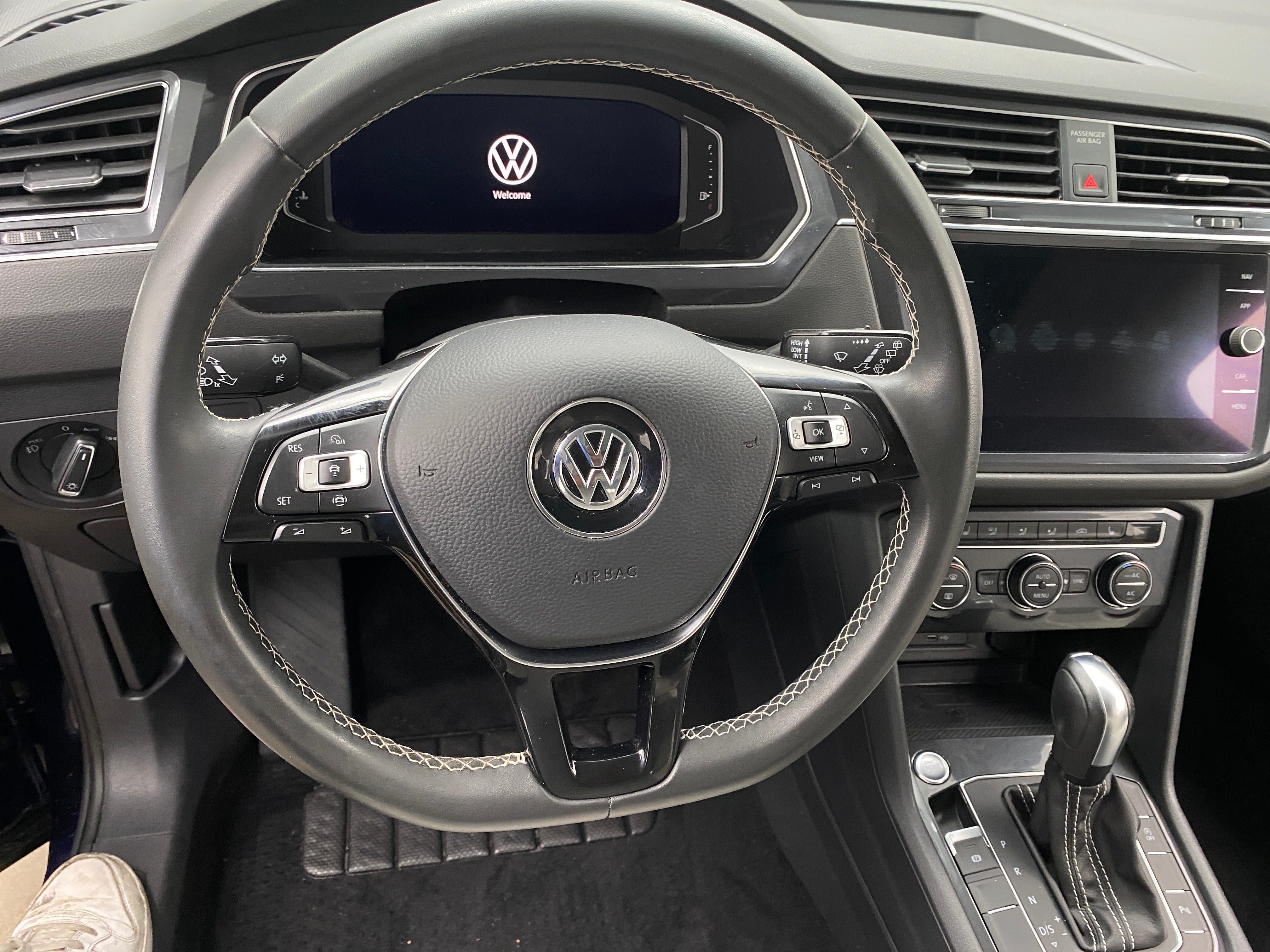 2021 Volkswagen Tiguan SEL 4