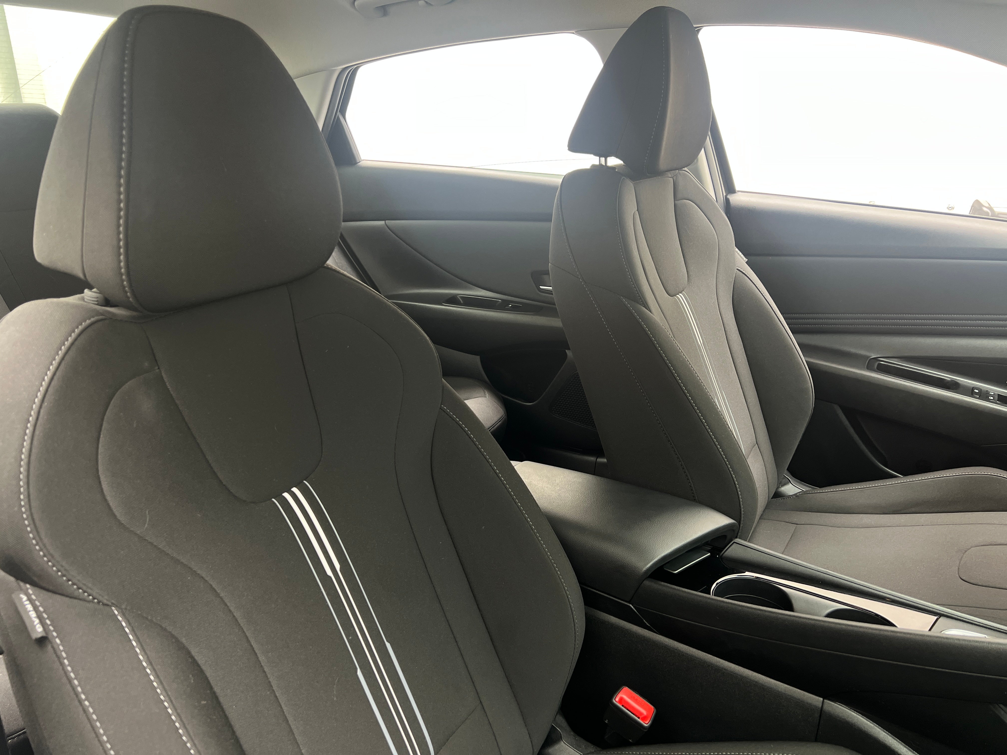2023 Hyundai Elantra SEL 2