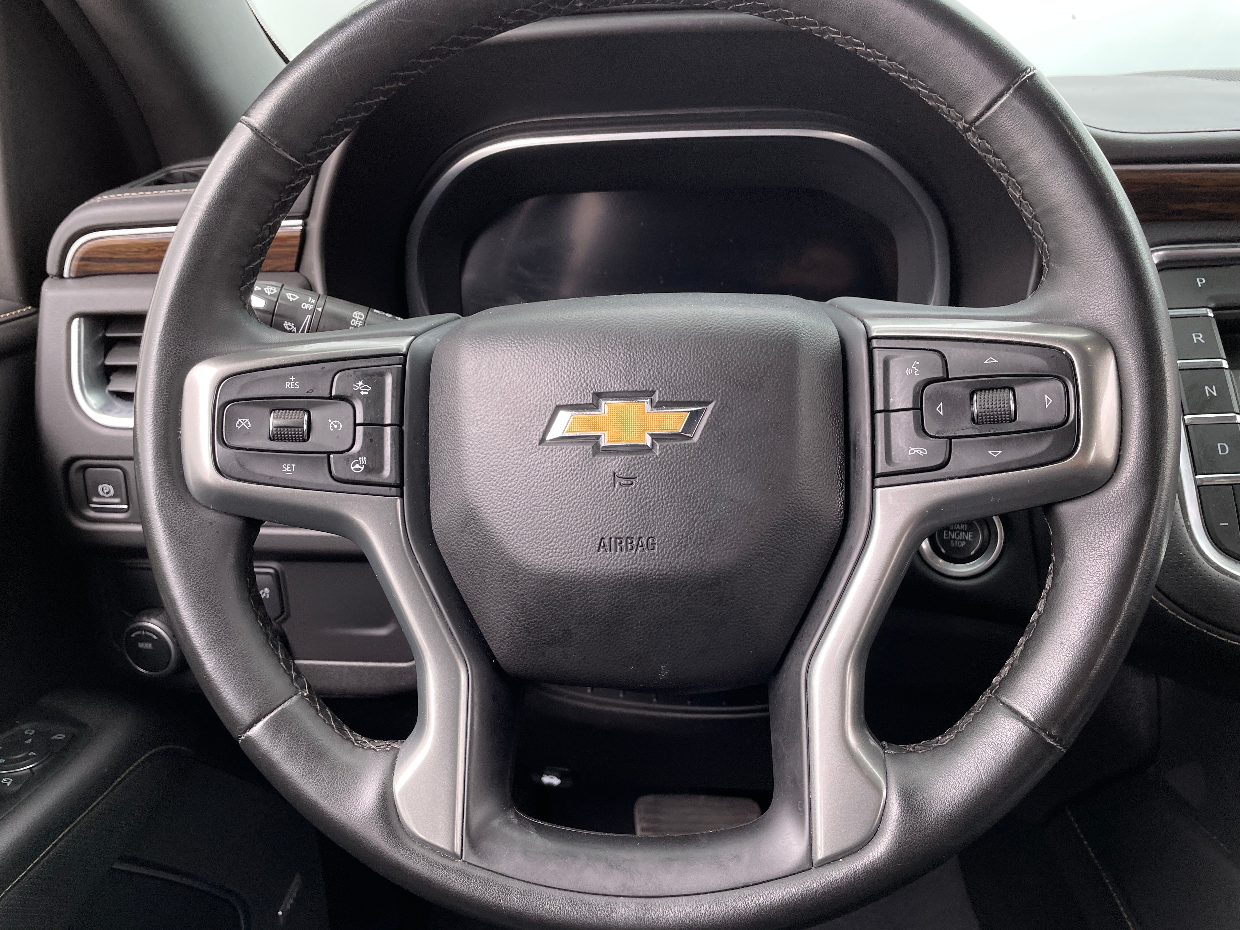 2023 Chevrolet Suburban Premier 4