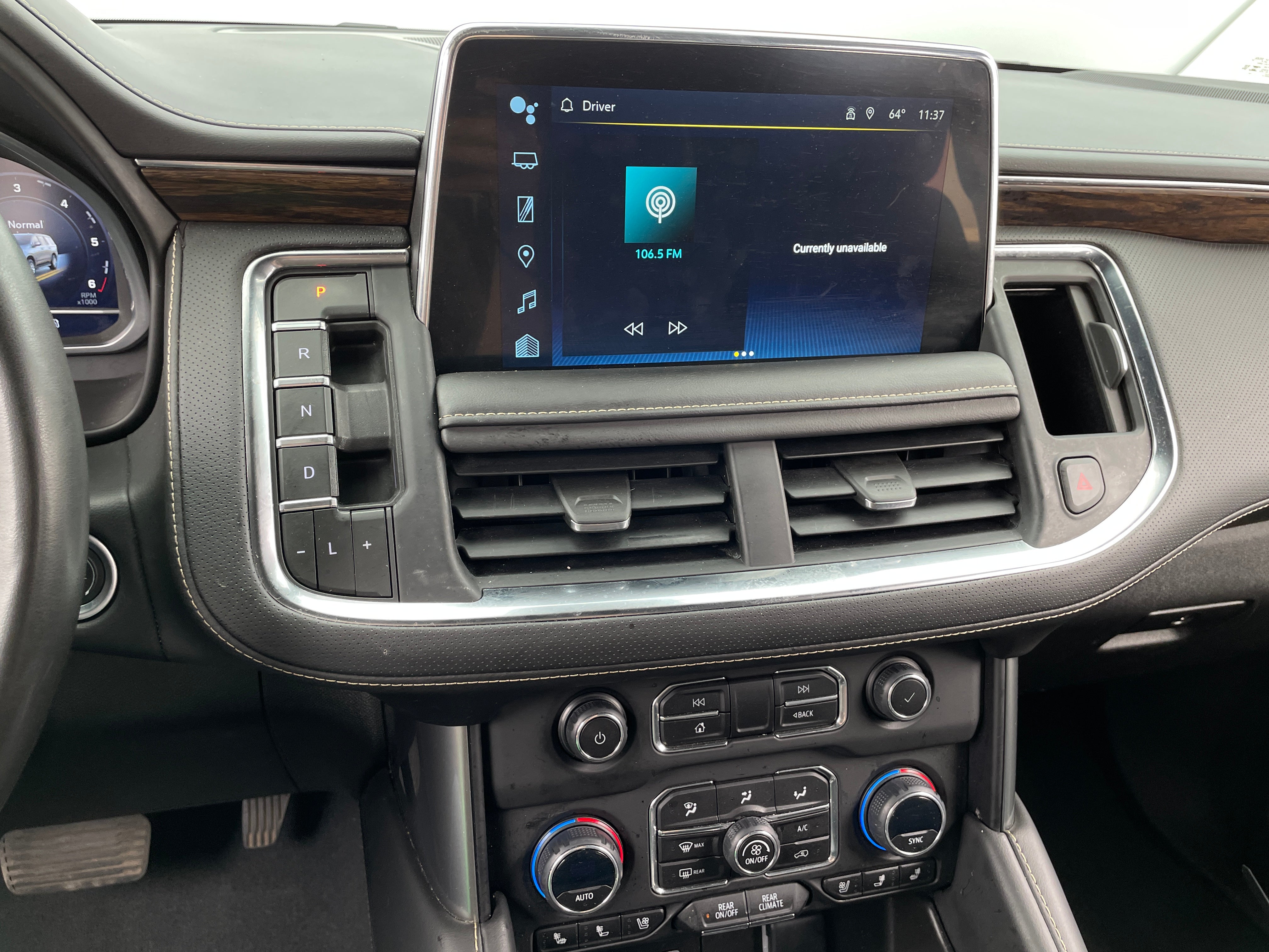 2023 Chevrolet Suburban Premier 3