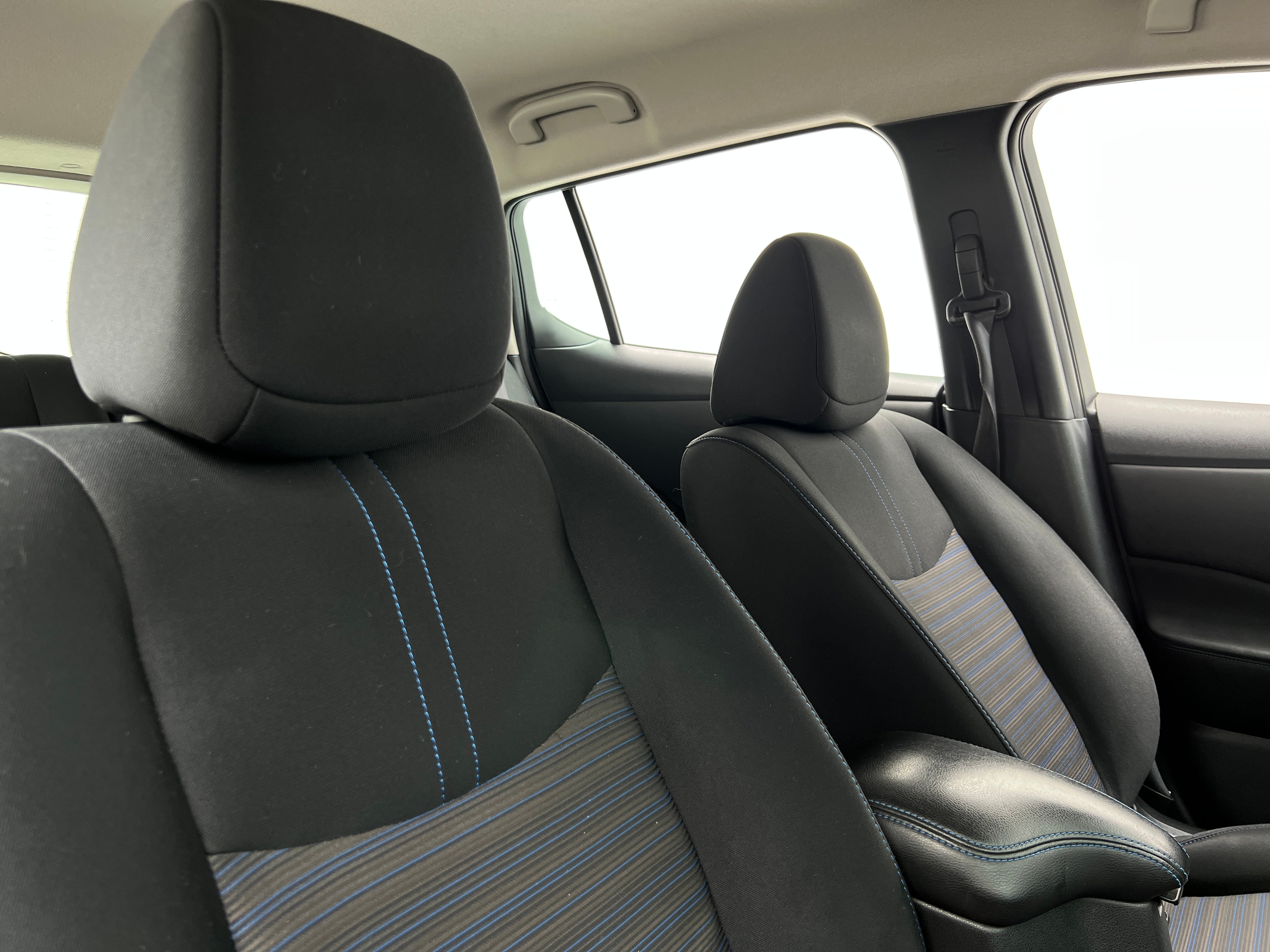 2021 Nissan Leaf SV 2