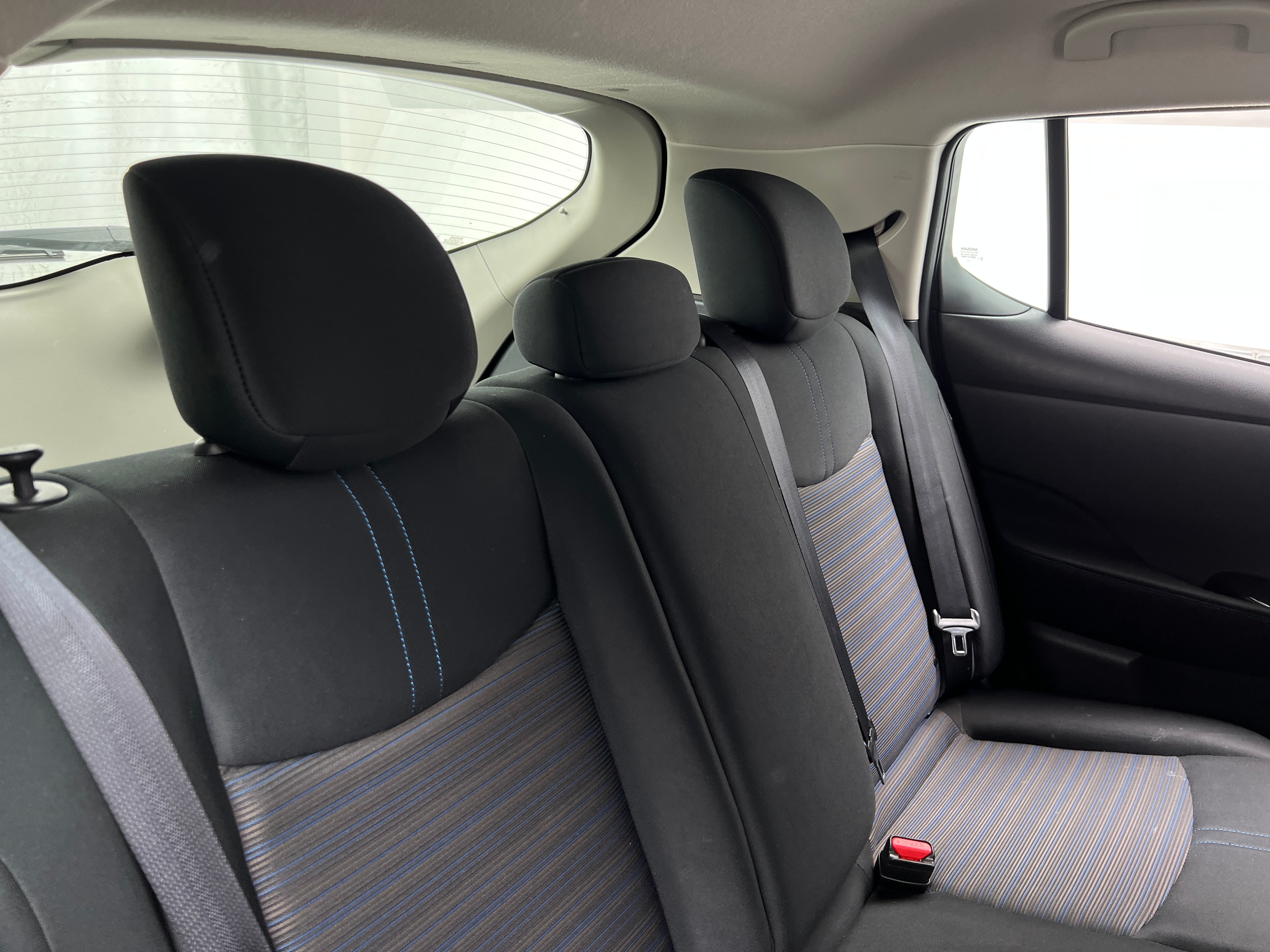 2021 Nissan Leaf SV 6