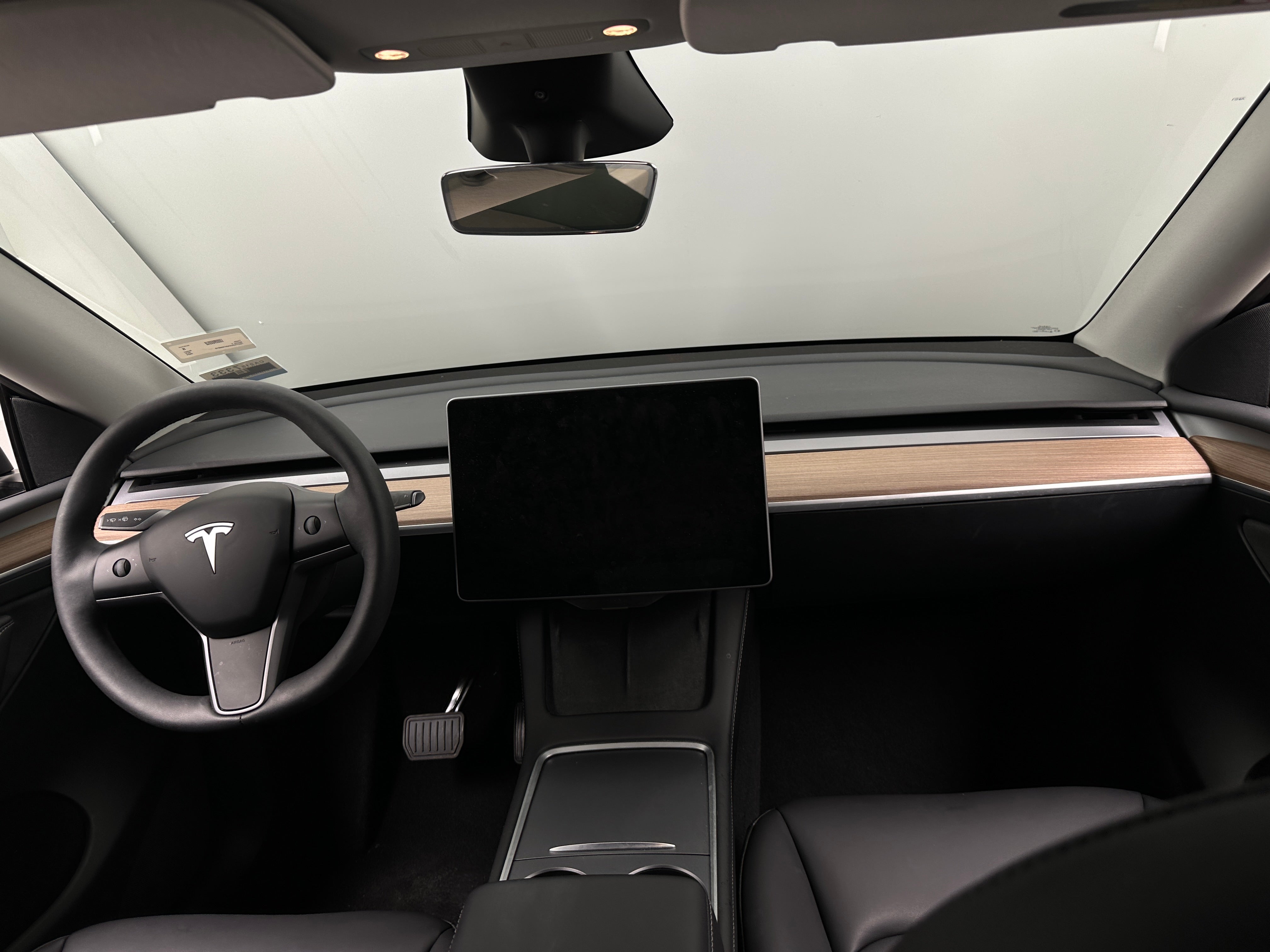 2024 Tesla Model Y Long Range 2