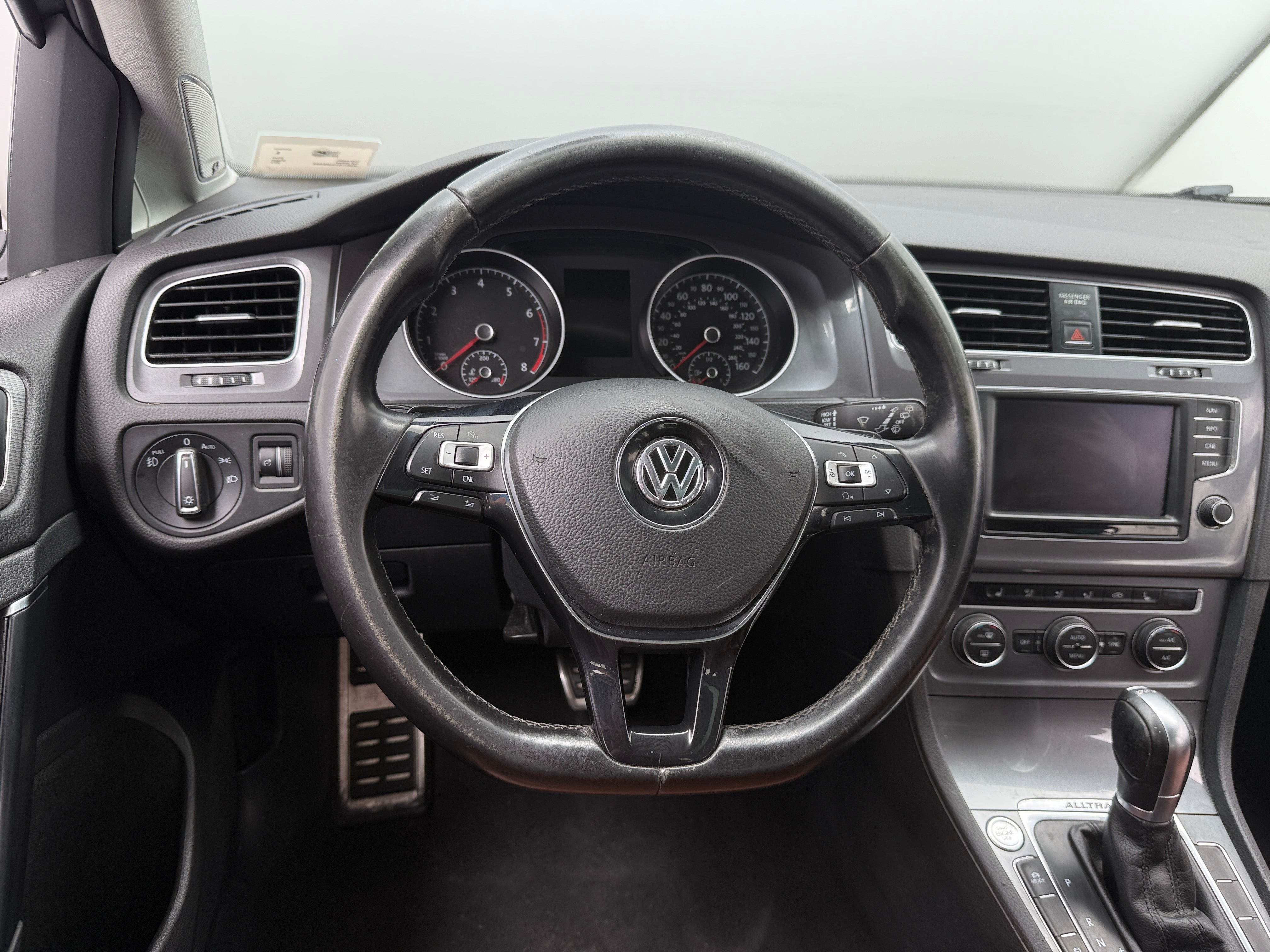 2017 Volkswagen Golf Alltrack SEL 4